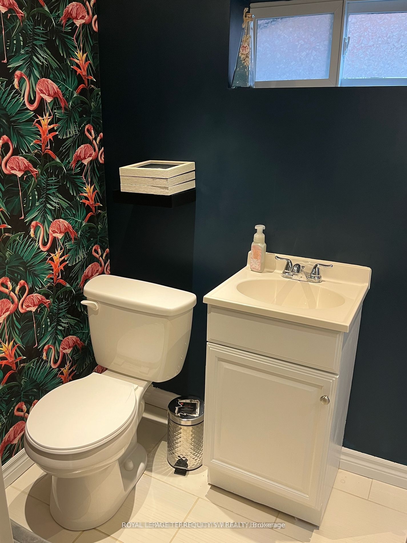 Unit Bsmt - 31 Chamberlain Avenue, Toronto 5