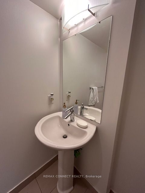 Unit 702 - 1060 Sheppard Avenue W, North York 5