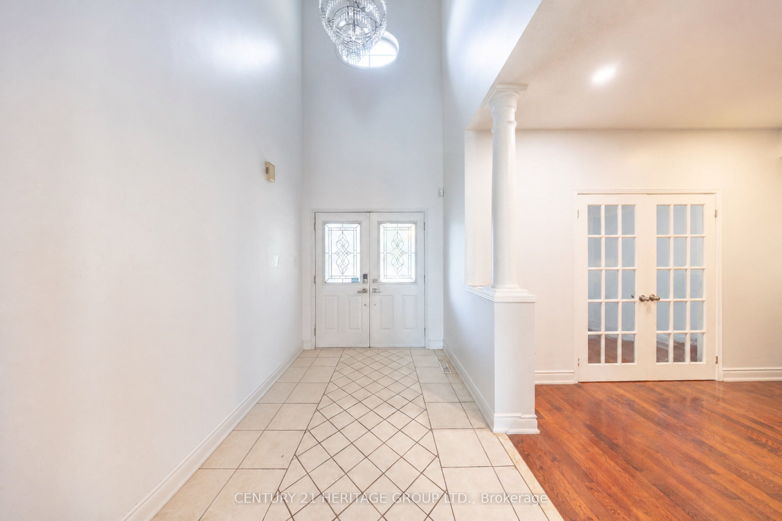 Unit Main & 2nd - 92 Edenbrook Hill Drive, Brampton 3