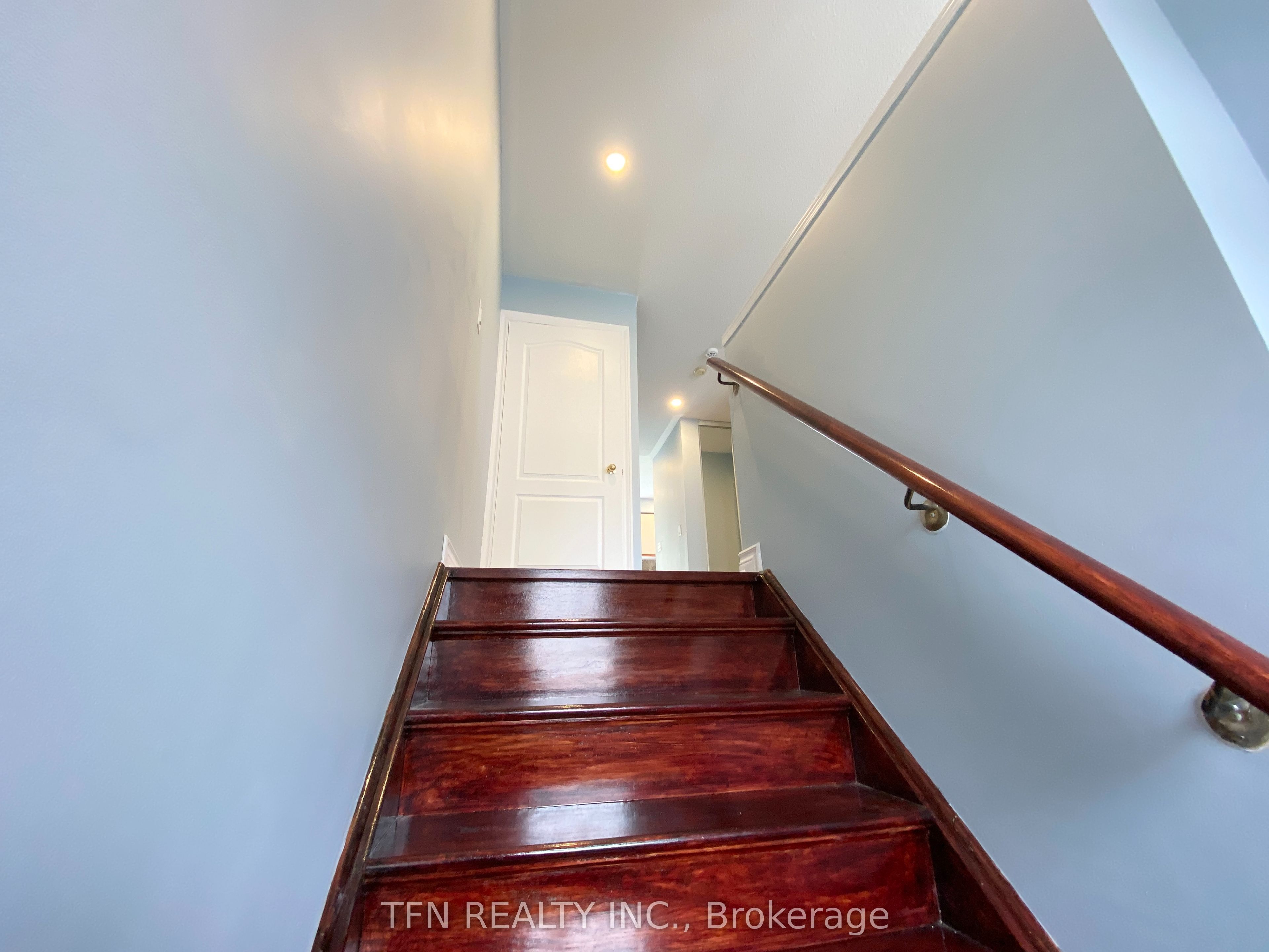 Unit 42 - 3020 Cedarglen Gate, Mississauga 5