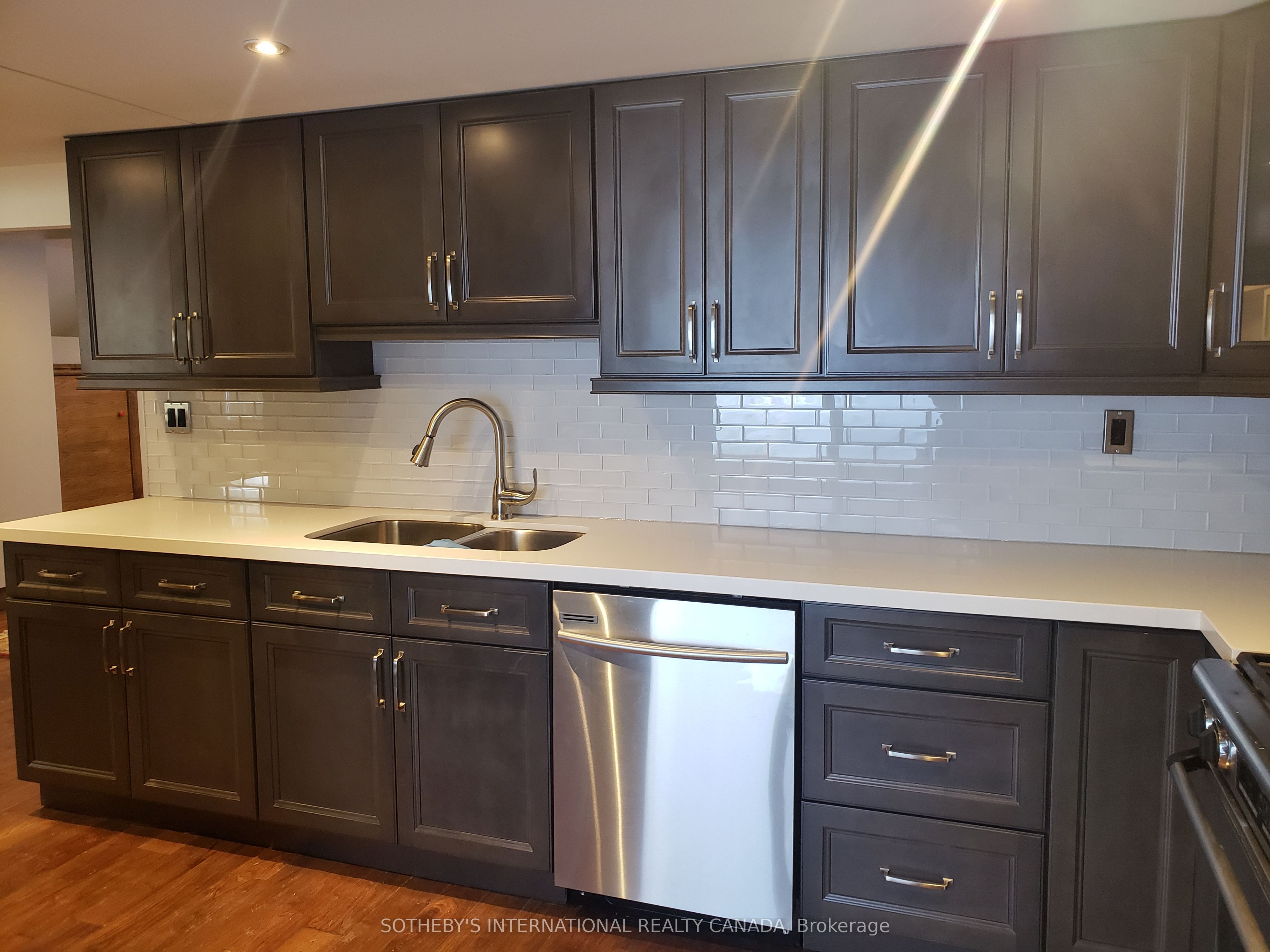 Unit Lower - 6 Bell Royal Court, Etobicoke 5