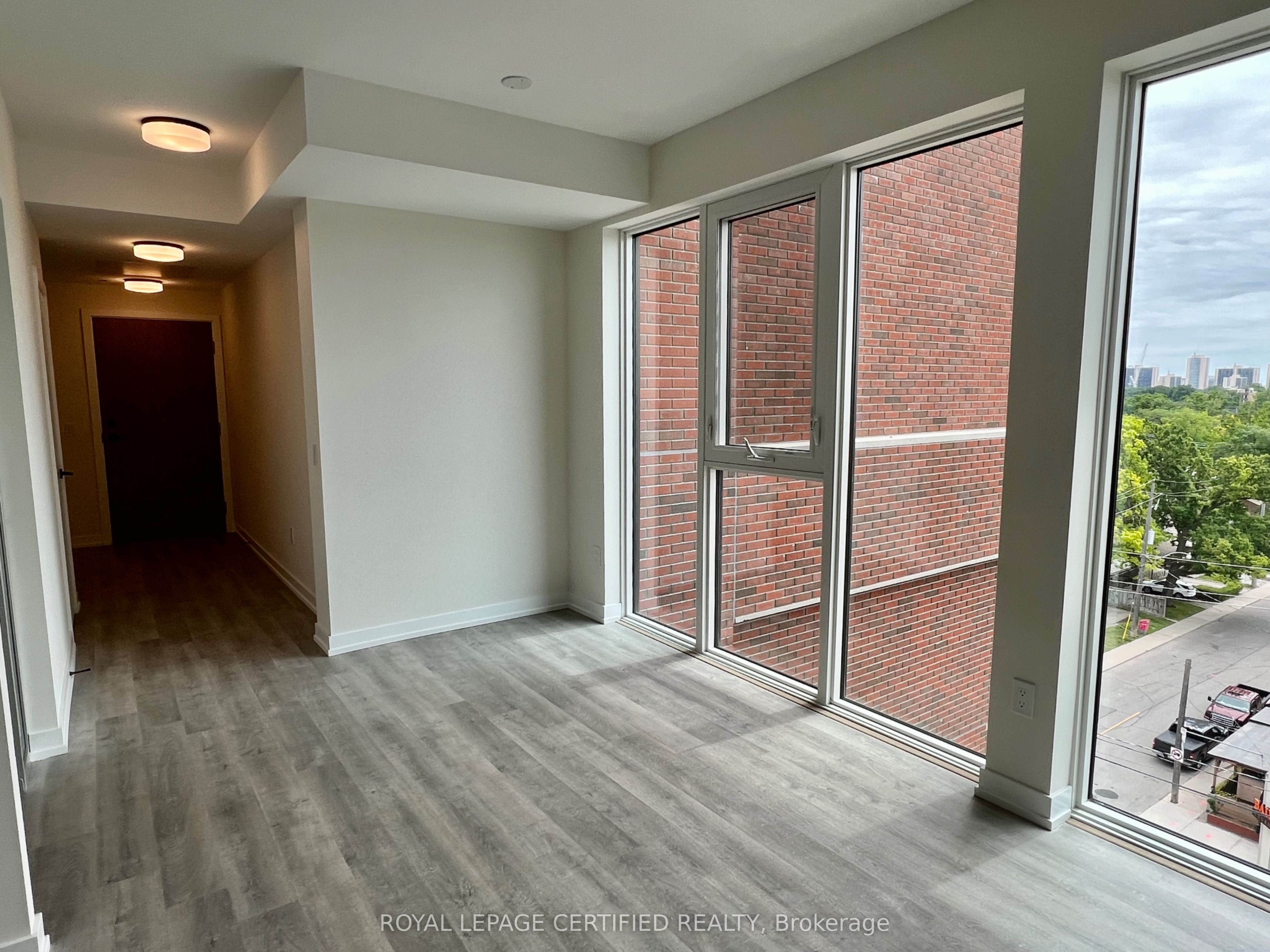 Unit 703 - 2300 St. Clair Avenue W, Toronto 5