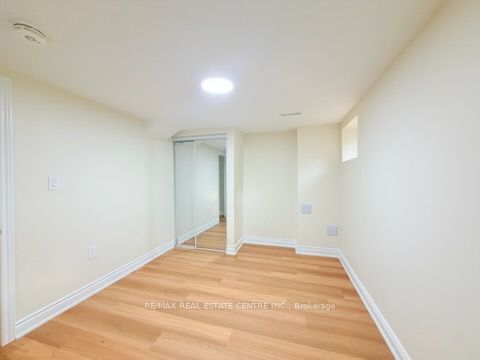 Unit Basement - 18 Ridgehill Drive, Brampton 5