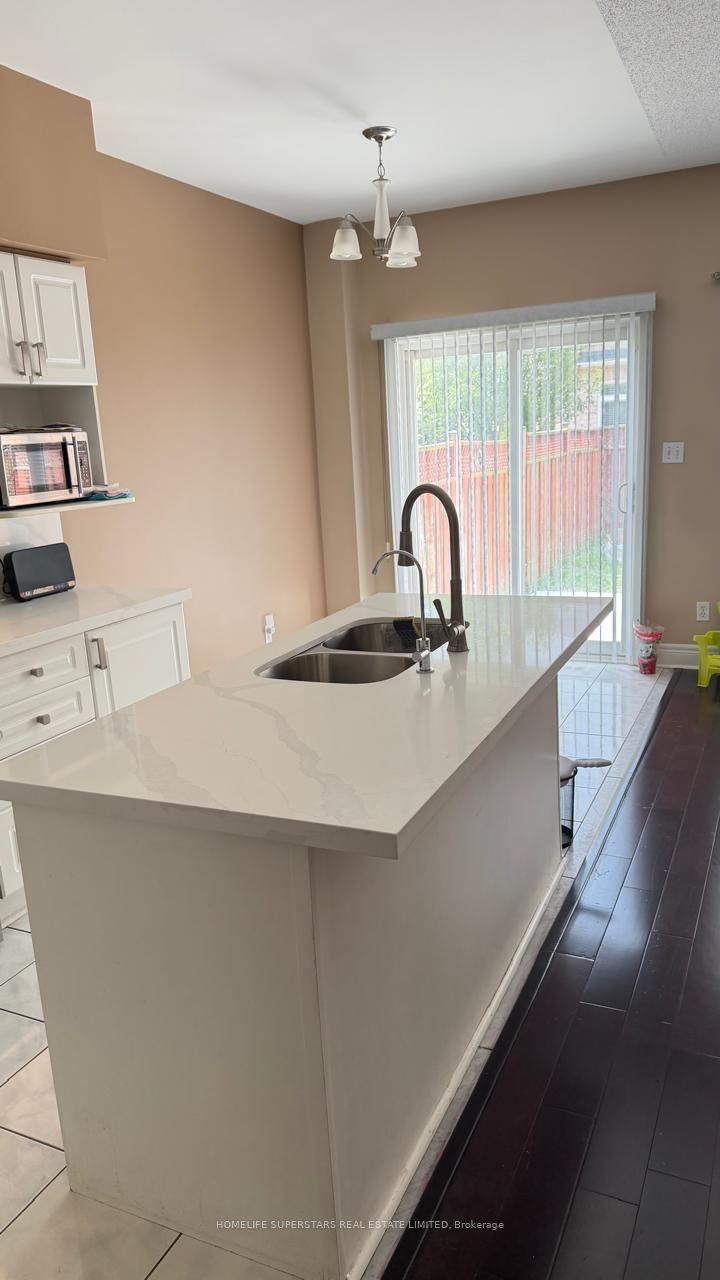 3661 Bala Drive, Mississauga 5