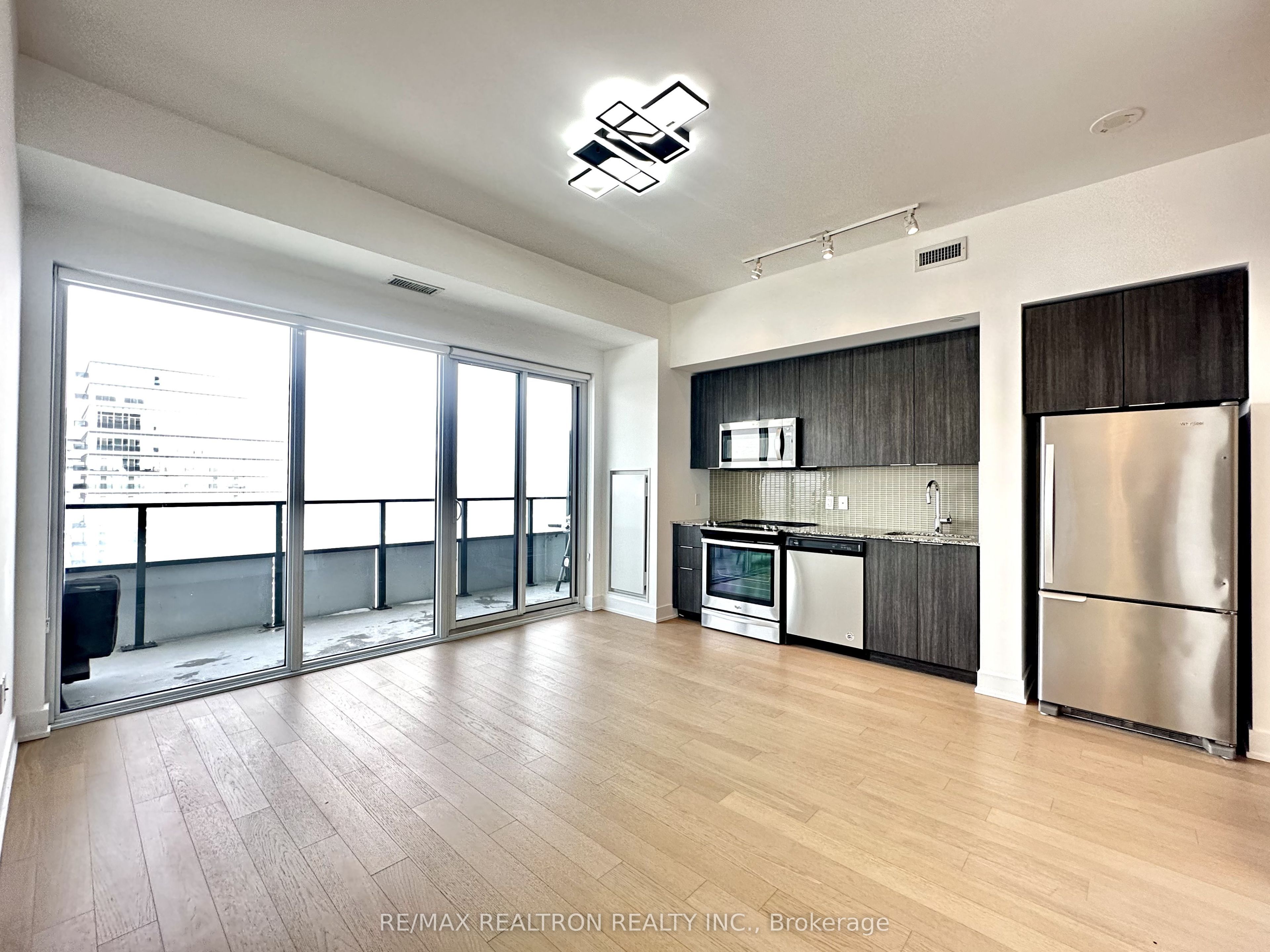 Unit 5202 - 30 Shore Breeze Drive, Etobicoke 5