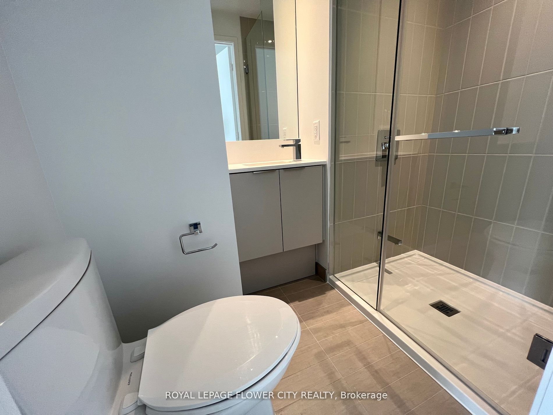 Unit 607 - 3900 Confederation Parkway, Mississauga 5