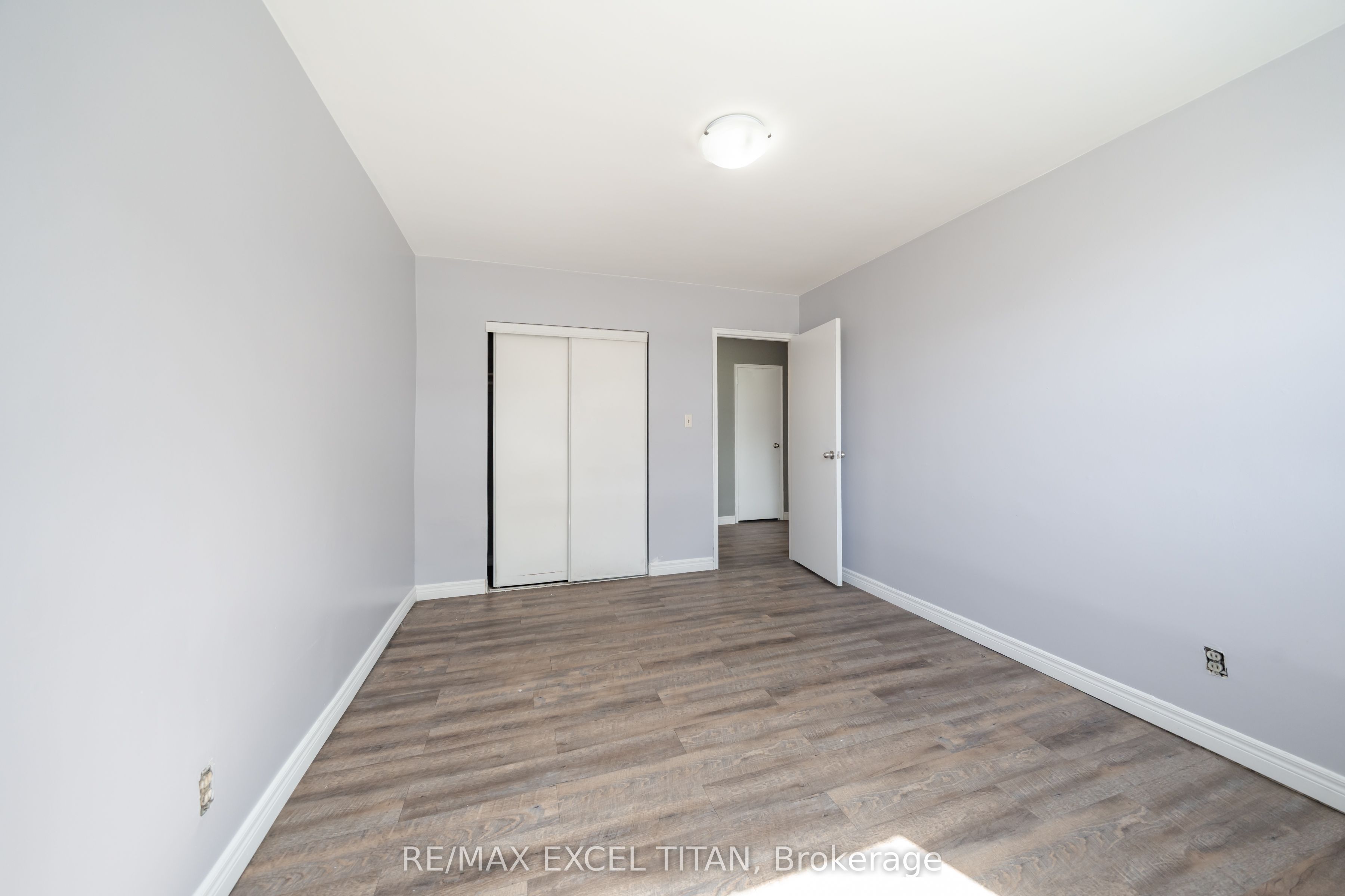 Unit 10 - 799 Robinson Street, Burlington 4