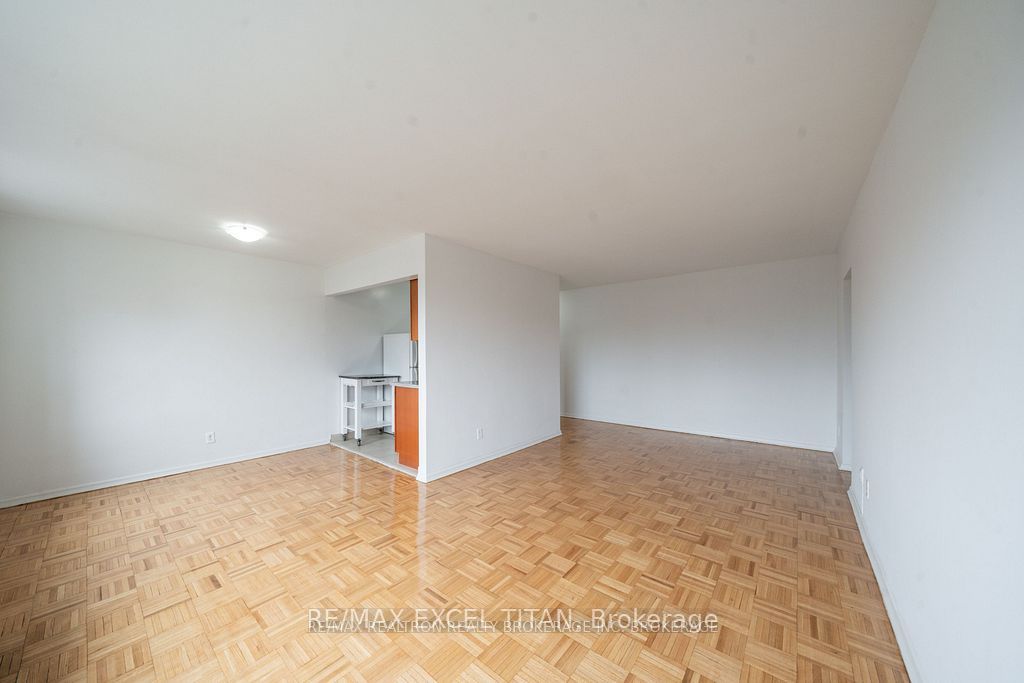 Unit 1 - 799 Robinson Street, Burlington 2