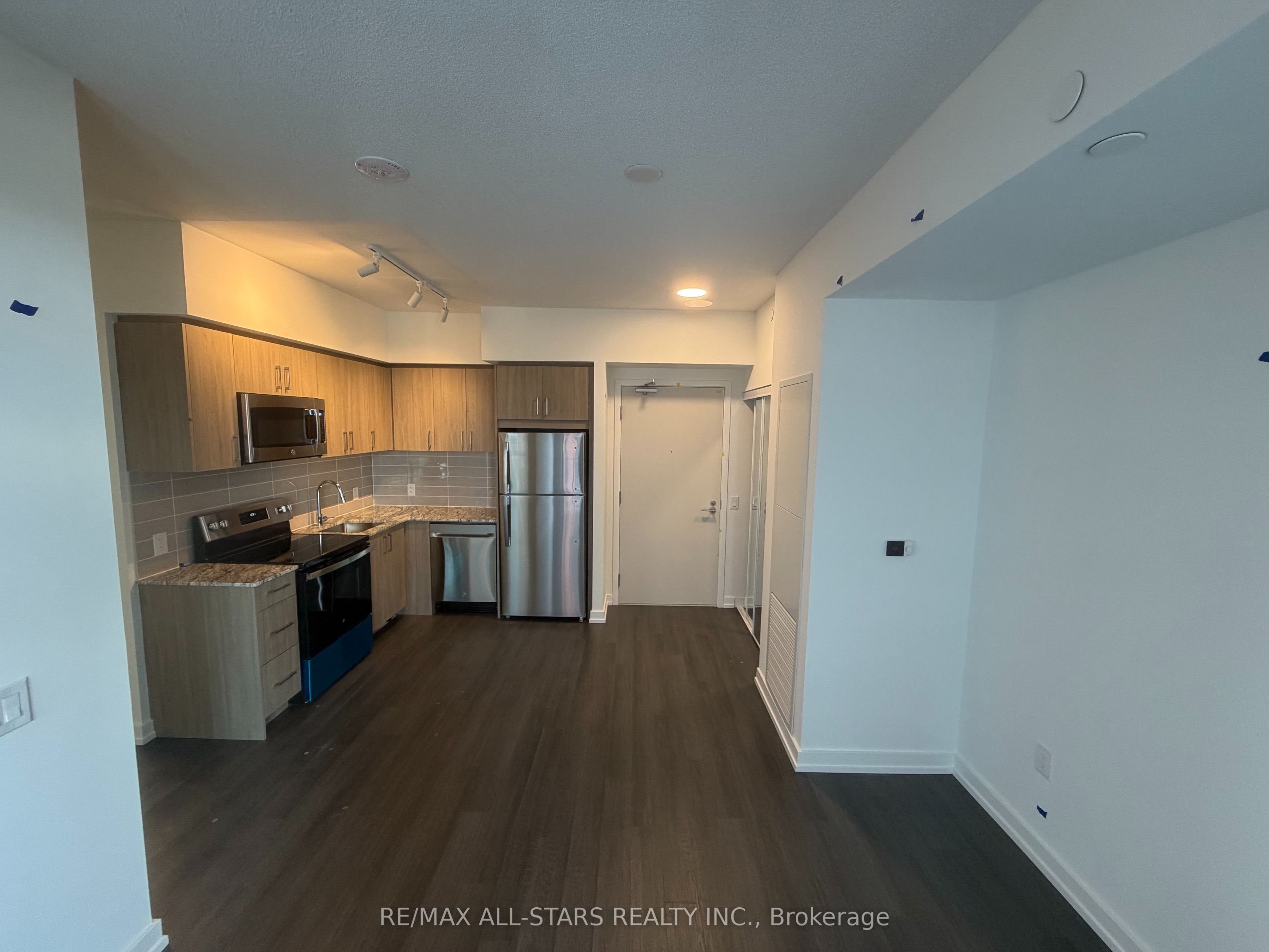 Unit 1922 - 4010 Eglinton Avenue W, Etobicoke 2