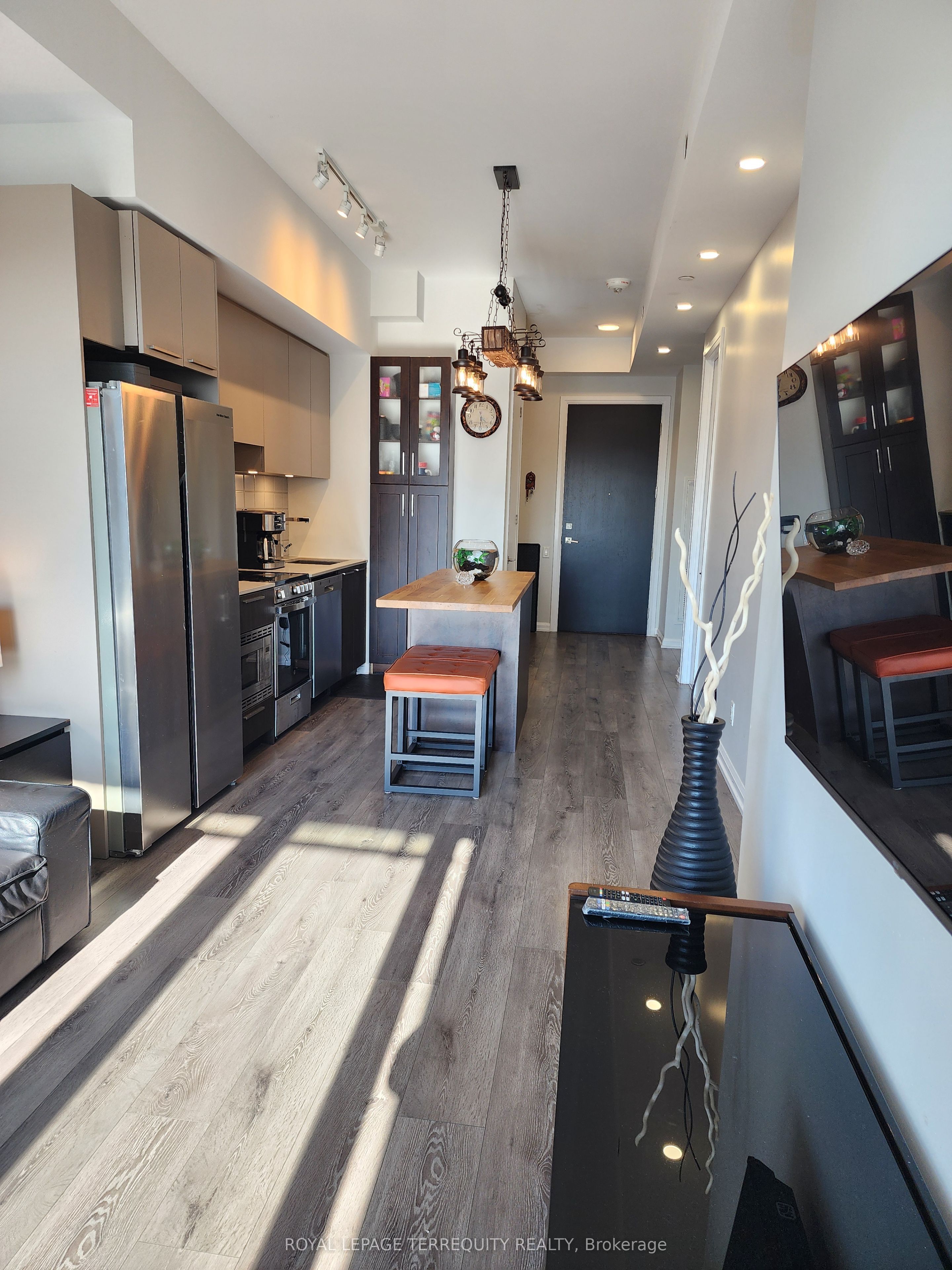 Unit 610 - 4208 Dundas Street W, Etobicoke 4