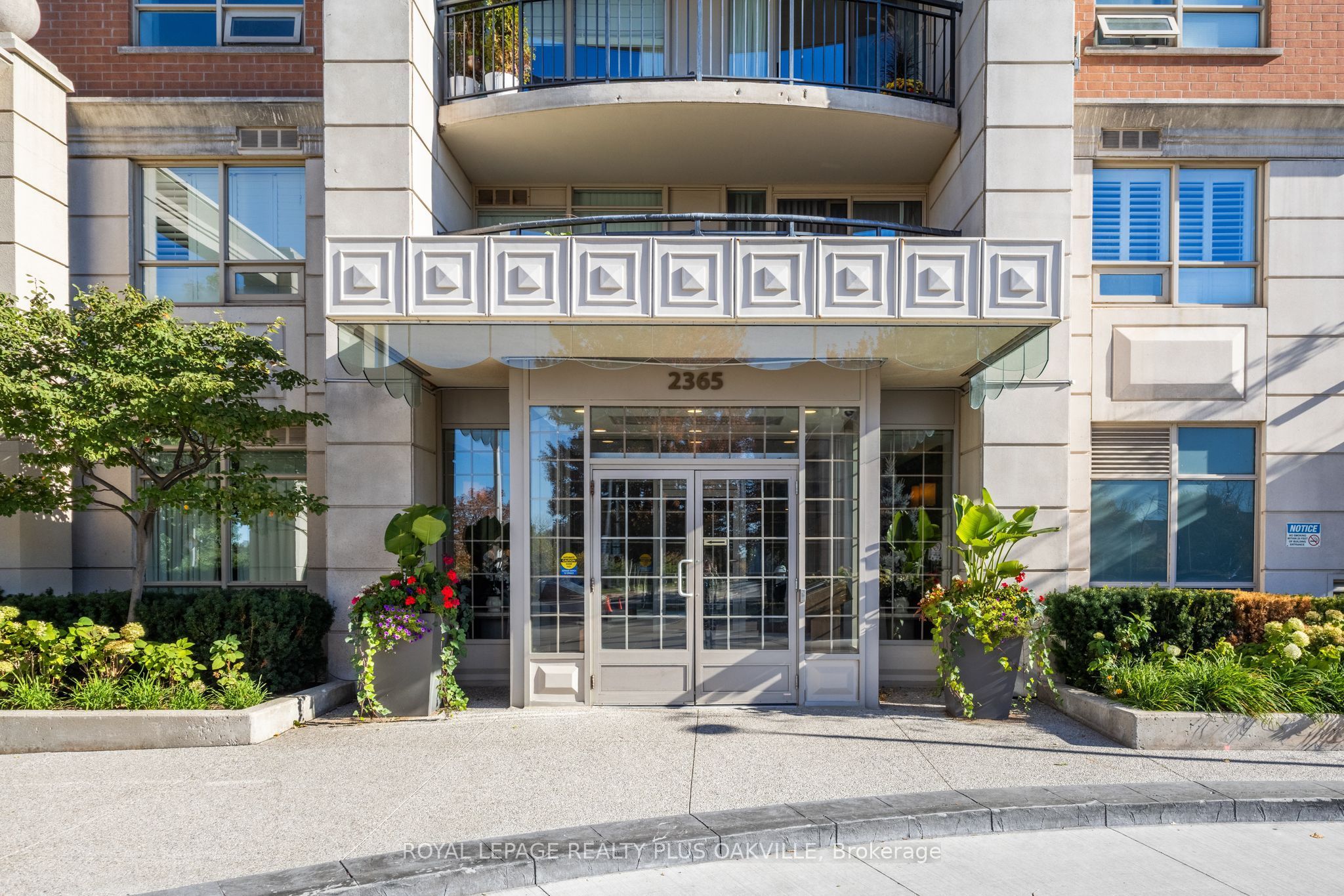 Unit 206 - 2365 Central Park Drive, Oakville 5