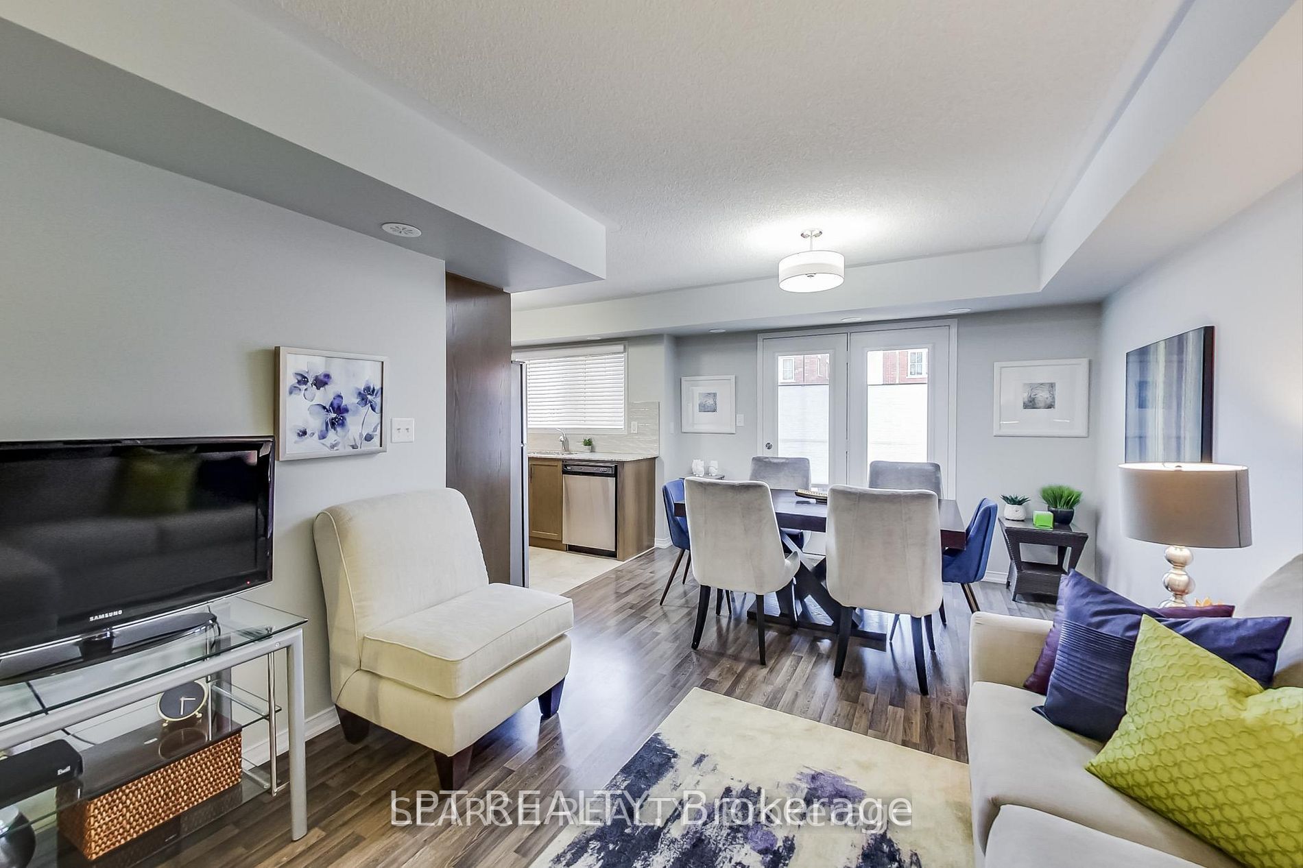 Unit 11 - 2492 Post Road, Oakville 5