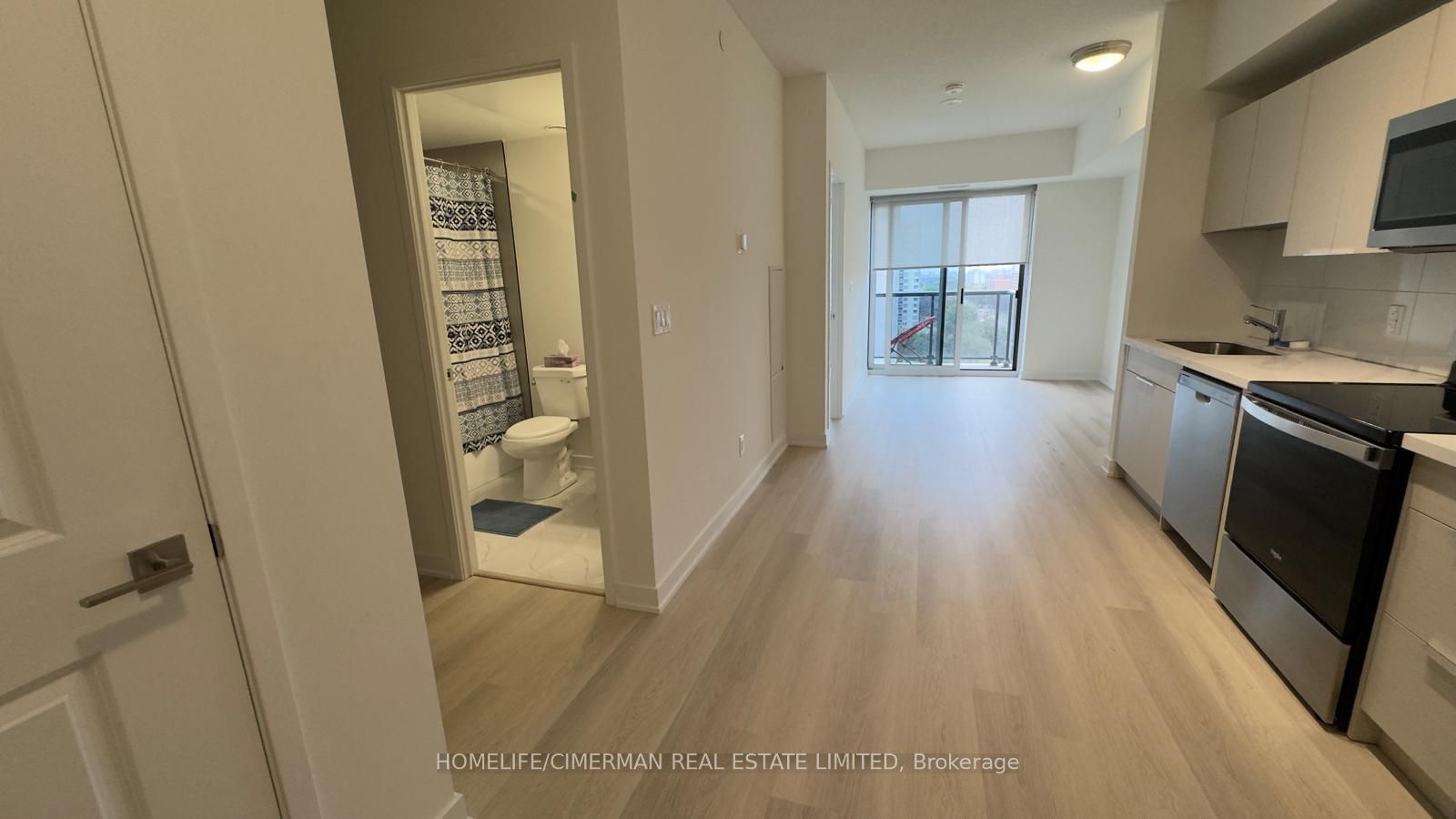 Unit 807 - 2825 Jane Street, North York 4