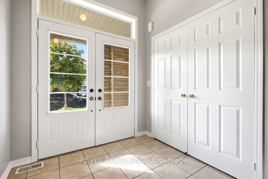 3351 Moses Way, Burlington 4