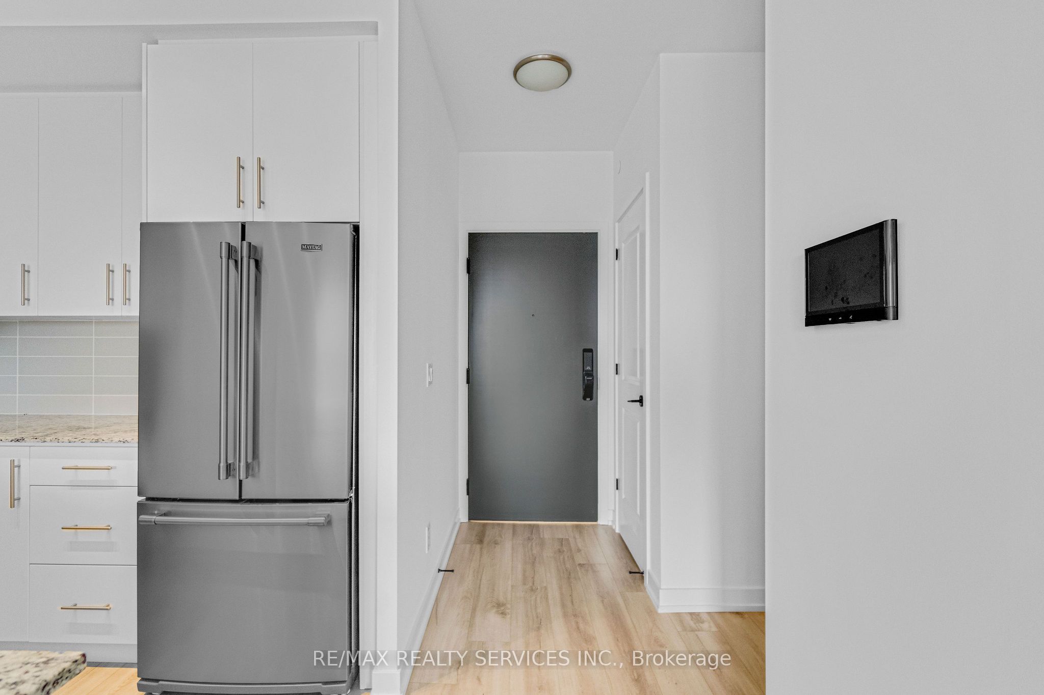 Unit 1206 - 345 Wheat Boom Drive, Oakville 3