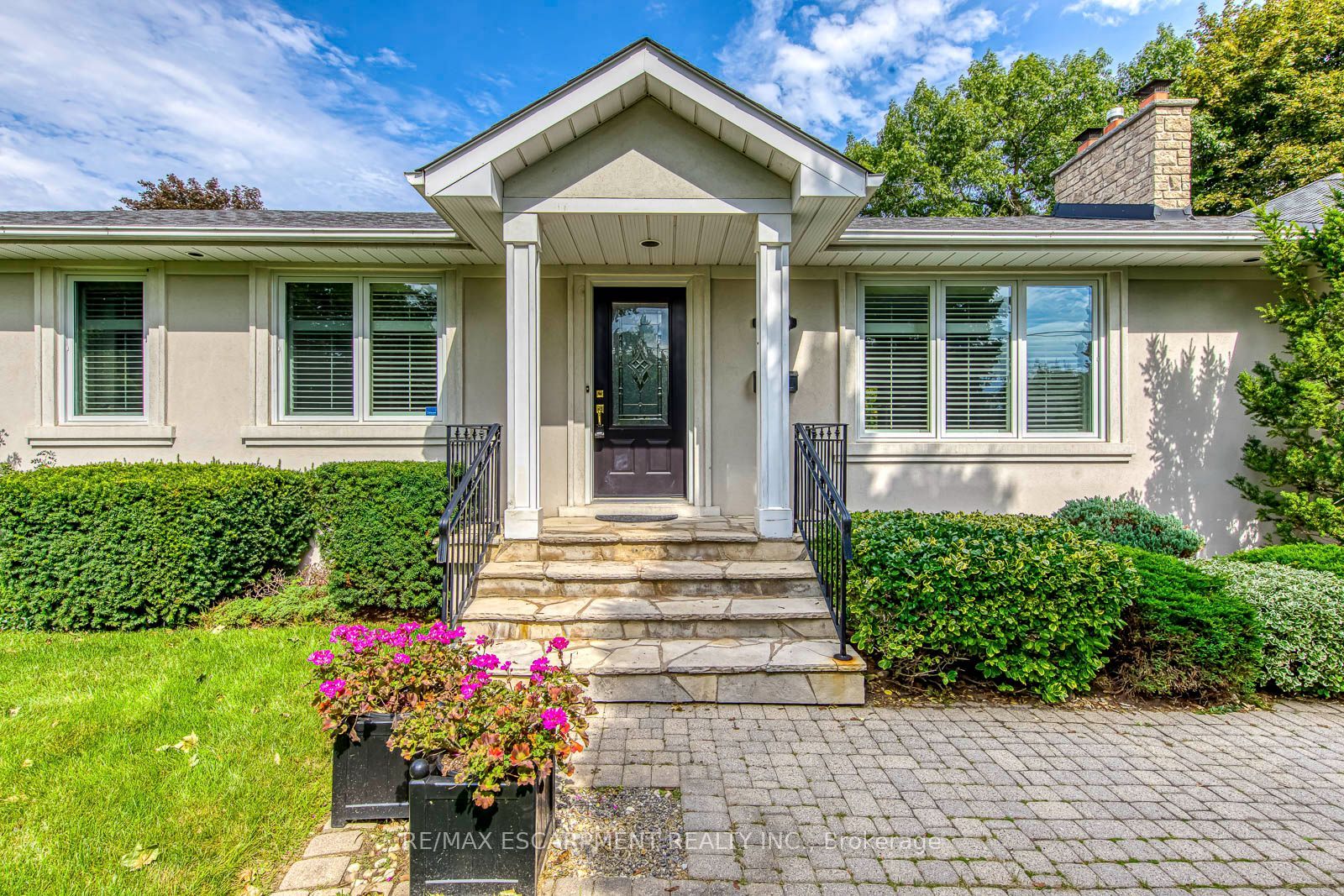 281 Pinehurst Drive, Oakville 5