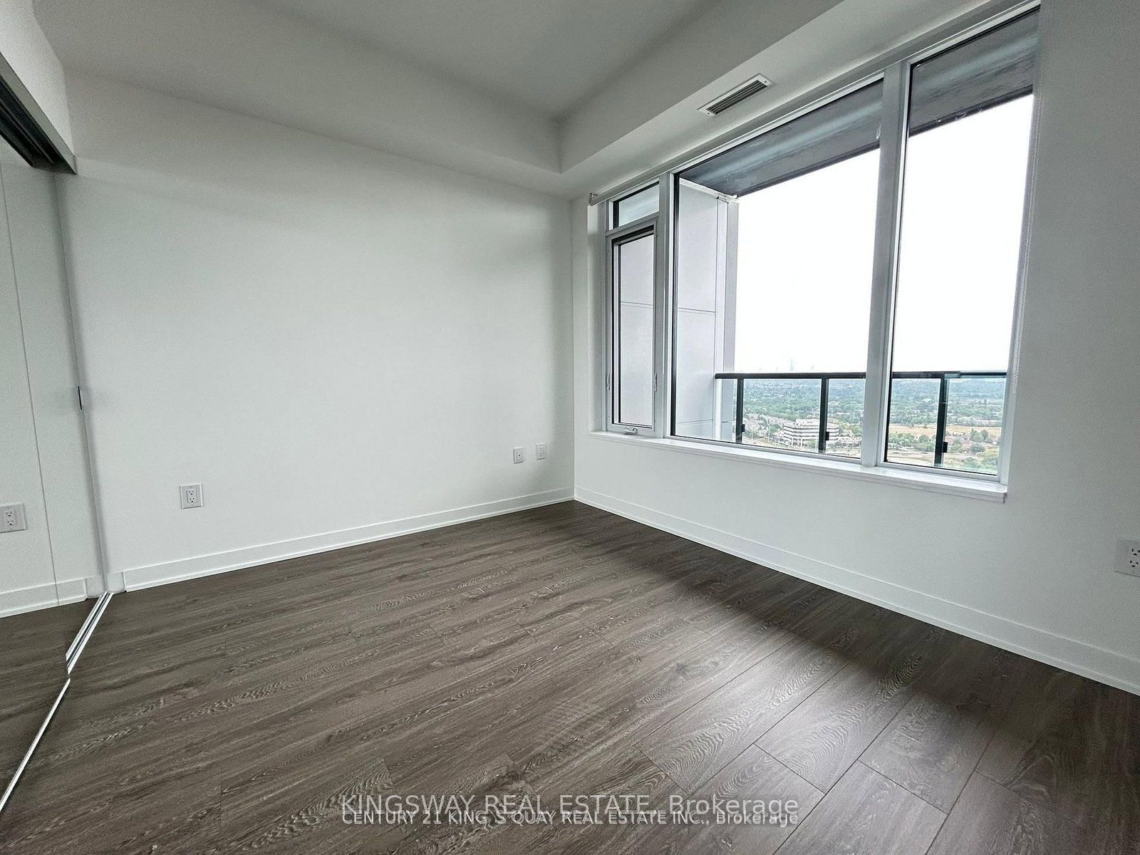 Unit 1101 - 2495 Eglinton Avenue W, Mississauga 5