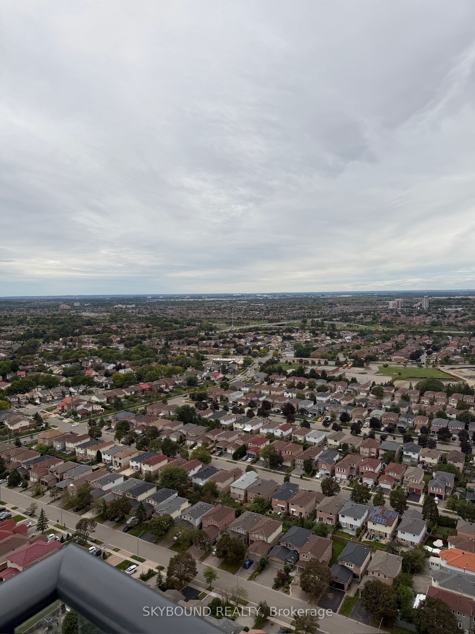 Unit 2902 - 448 Burnhamthorpe Road, Mississauga 2