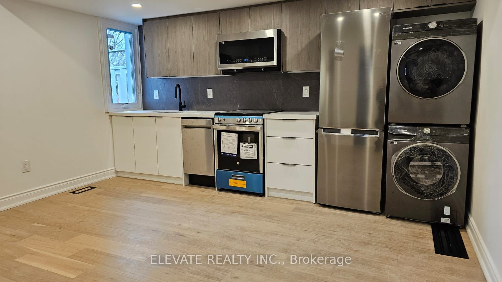 54 Burlington Street, Etobicoke 2