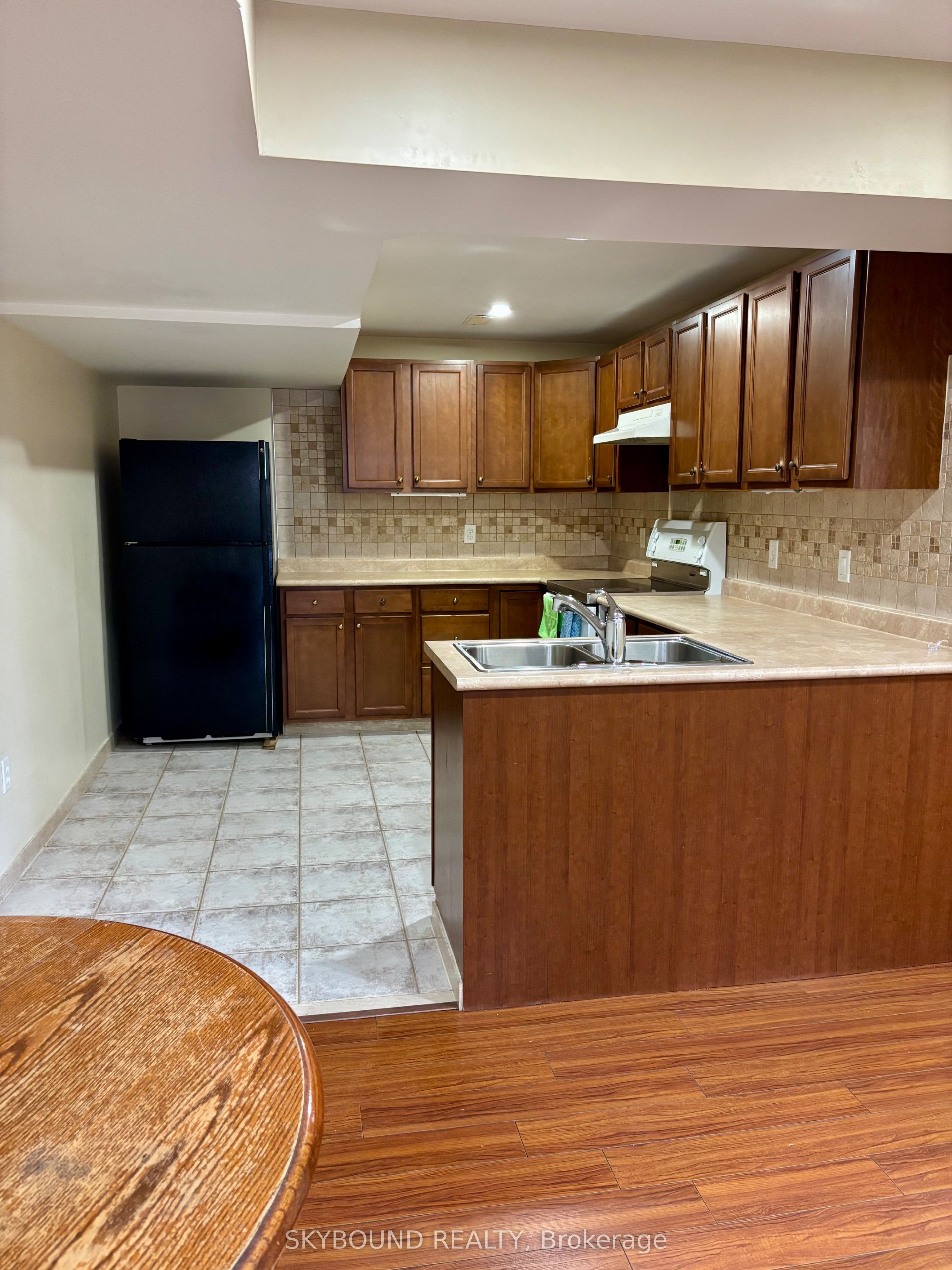 Unit Lower unit - 107 Whitchurch Mews, Mississauga 4