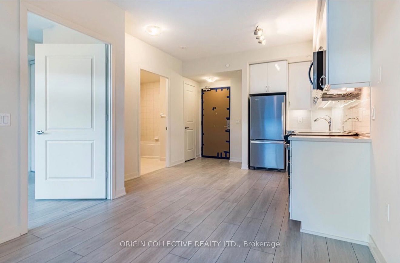 Unit 810 - 38 Annie Craig Drive, Etobicoke 4