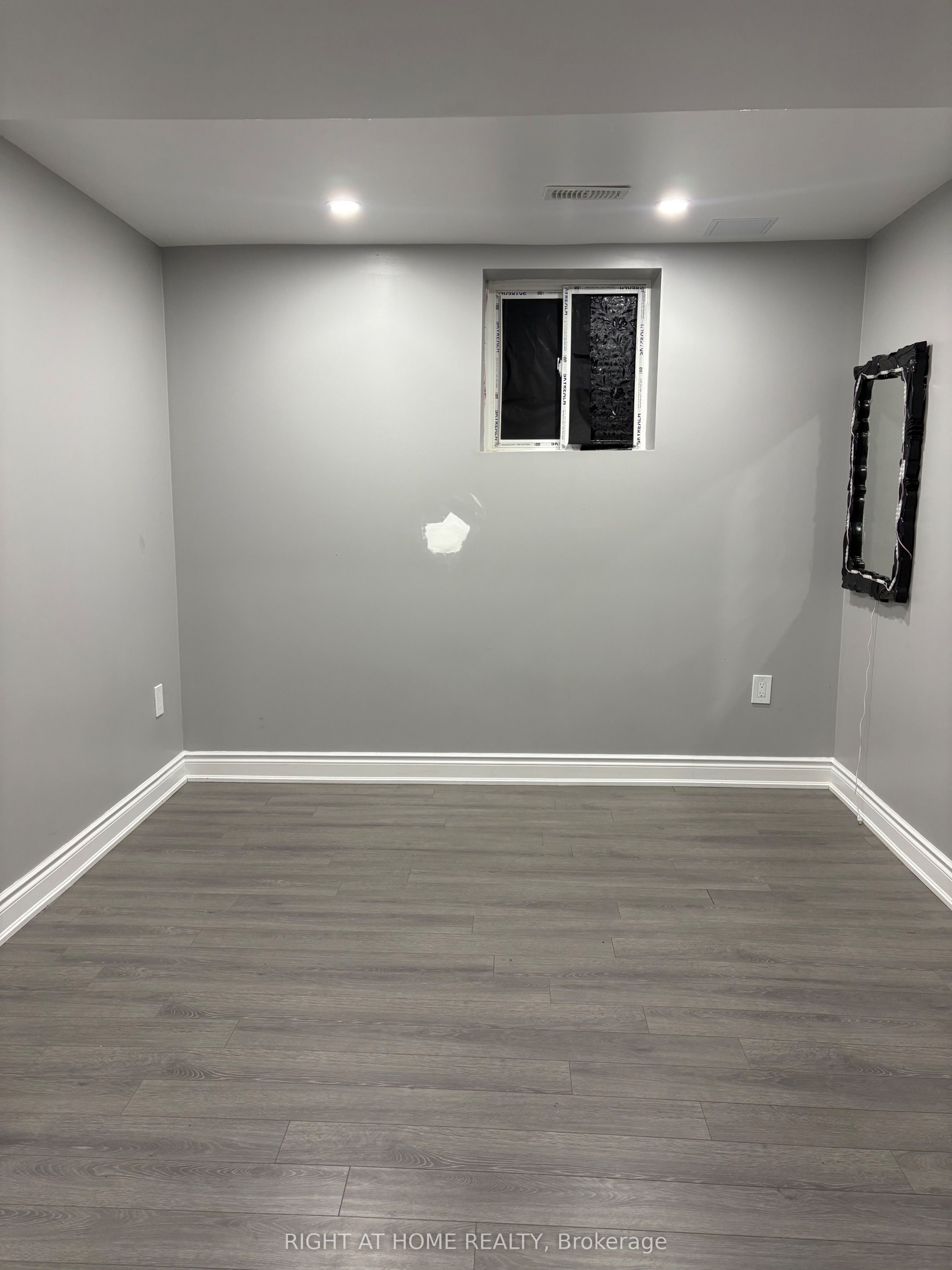 Unit Lower Level - 846 Francine Crescent, Mississauga 3