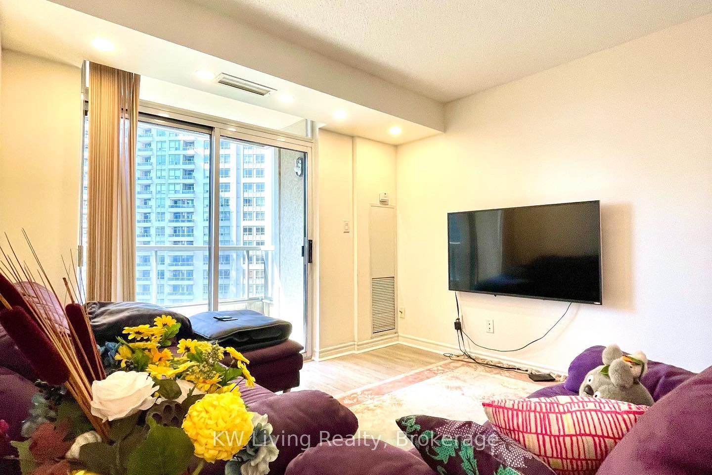 Unit 1718 - 3880 Duke of York Boulevard, Mississauga 4
