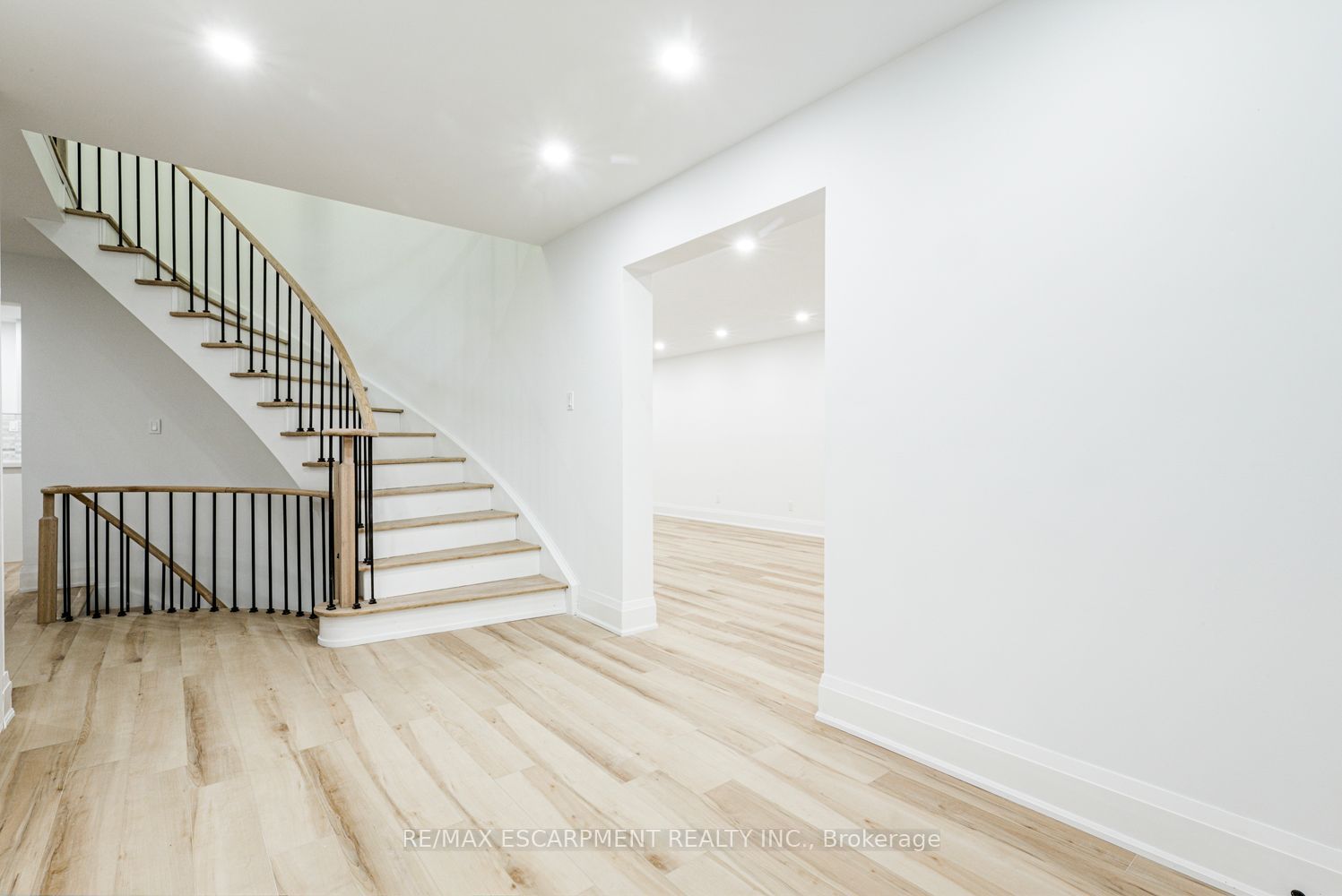 2104 Mississauga Road, Mississauga 3