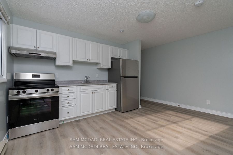 Unit 104 - 15 Faulkner Street, Orangeville 5
