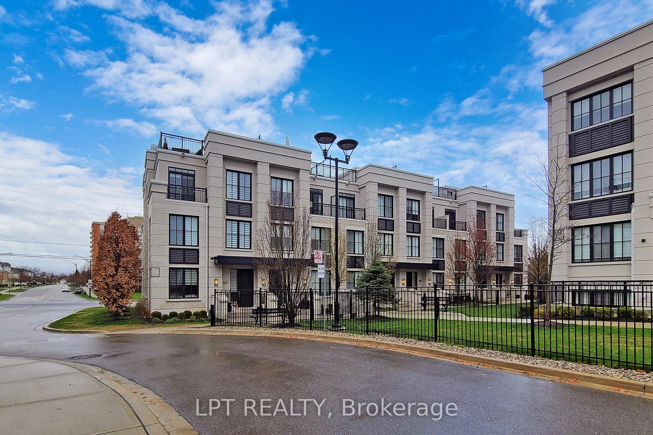 Unit 110 - 1180 Cawthra Road, Mississauga 3