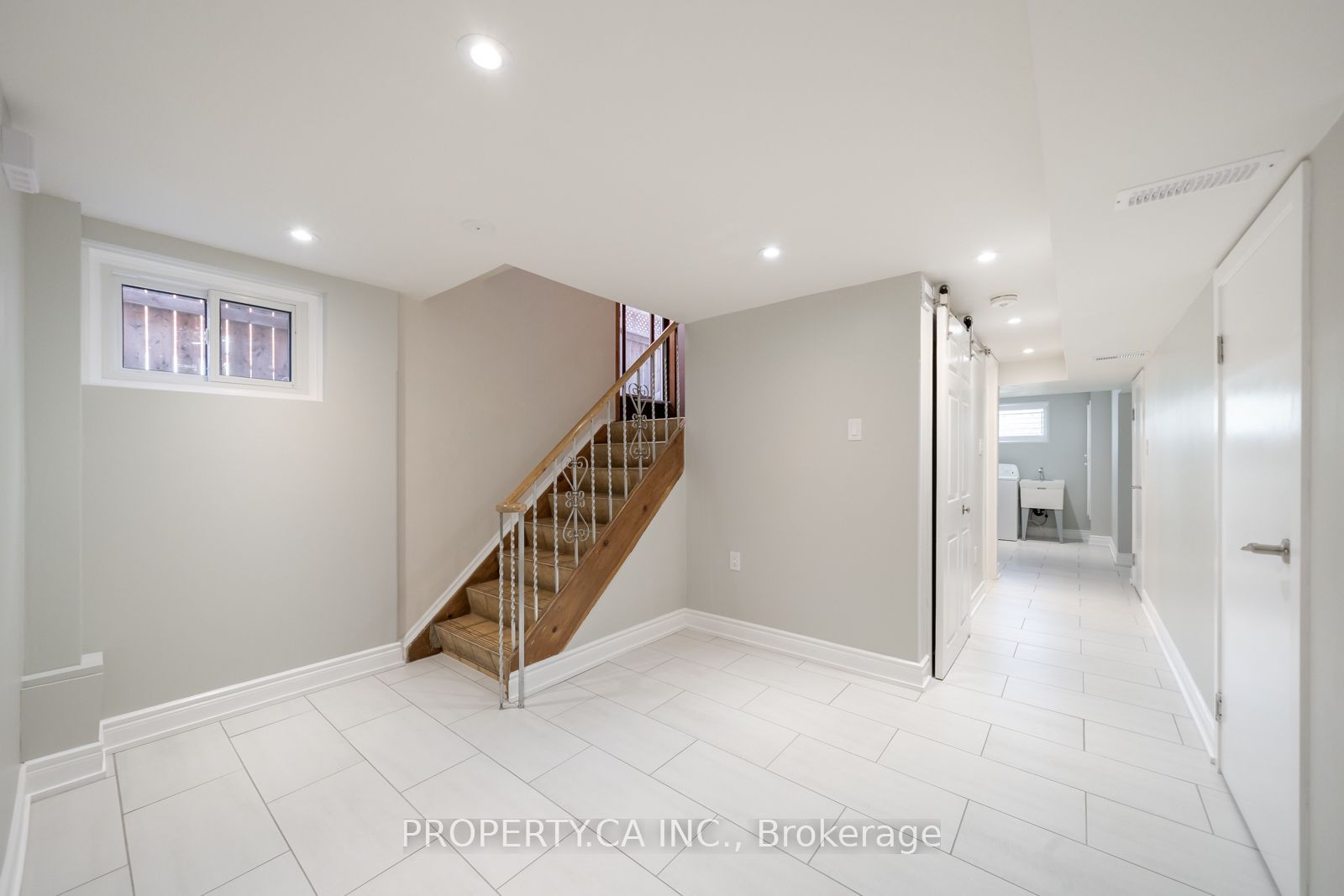 Unit Bsmt - 14 Alladin Avenue, North York 3