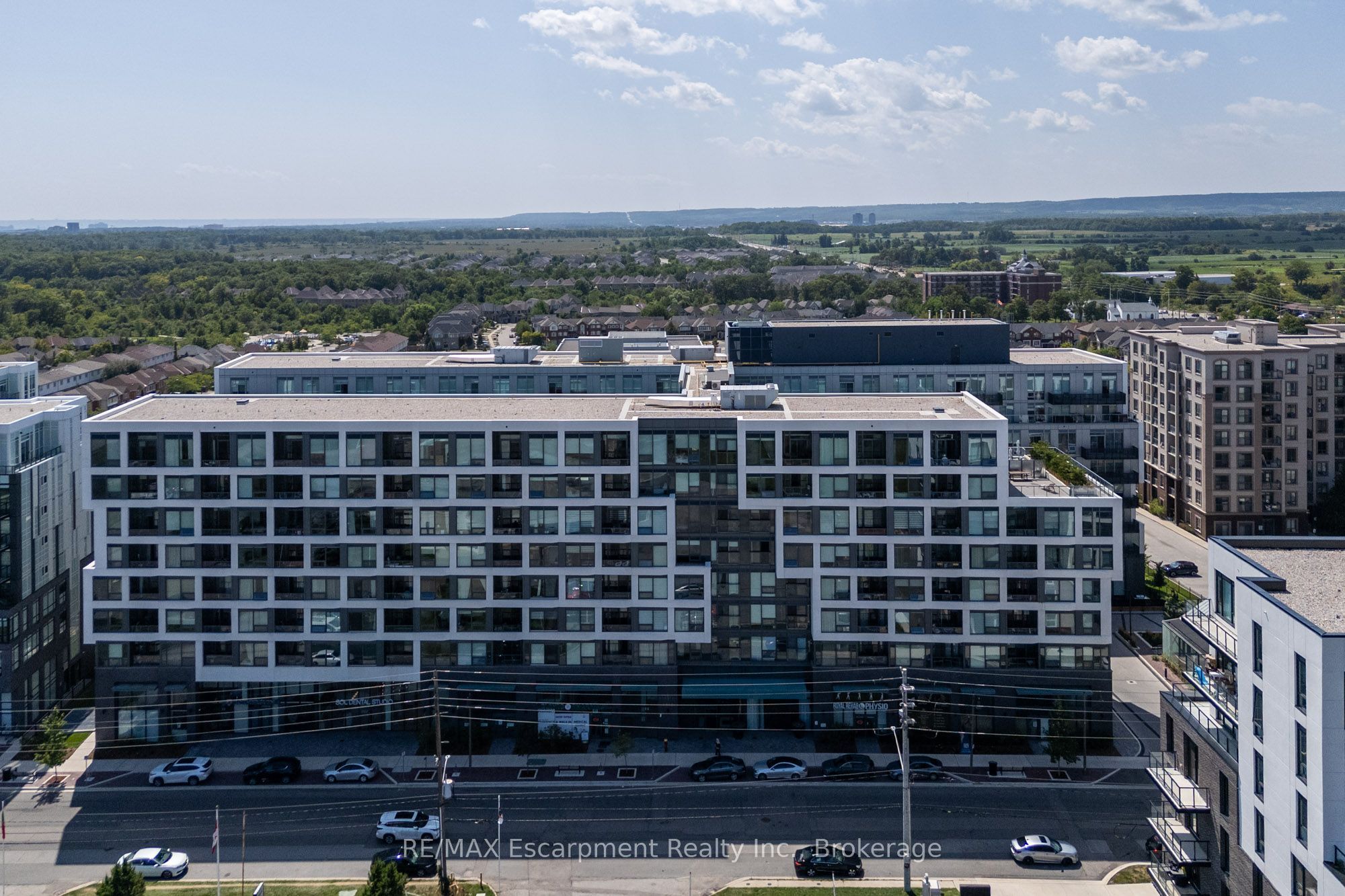 Unit 707 - 2450 Old Bronte Road, Oakville 2