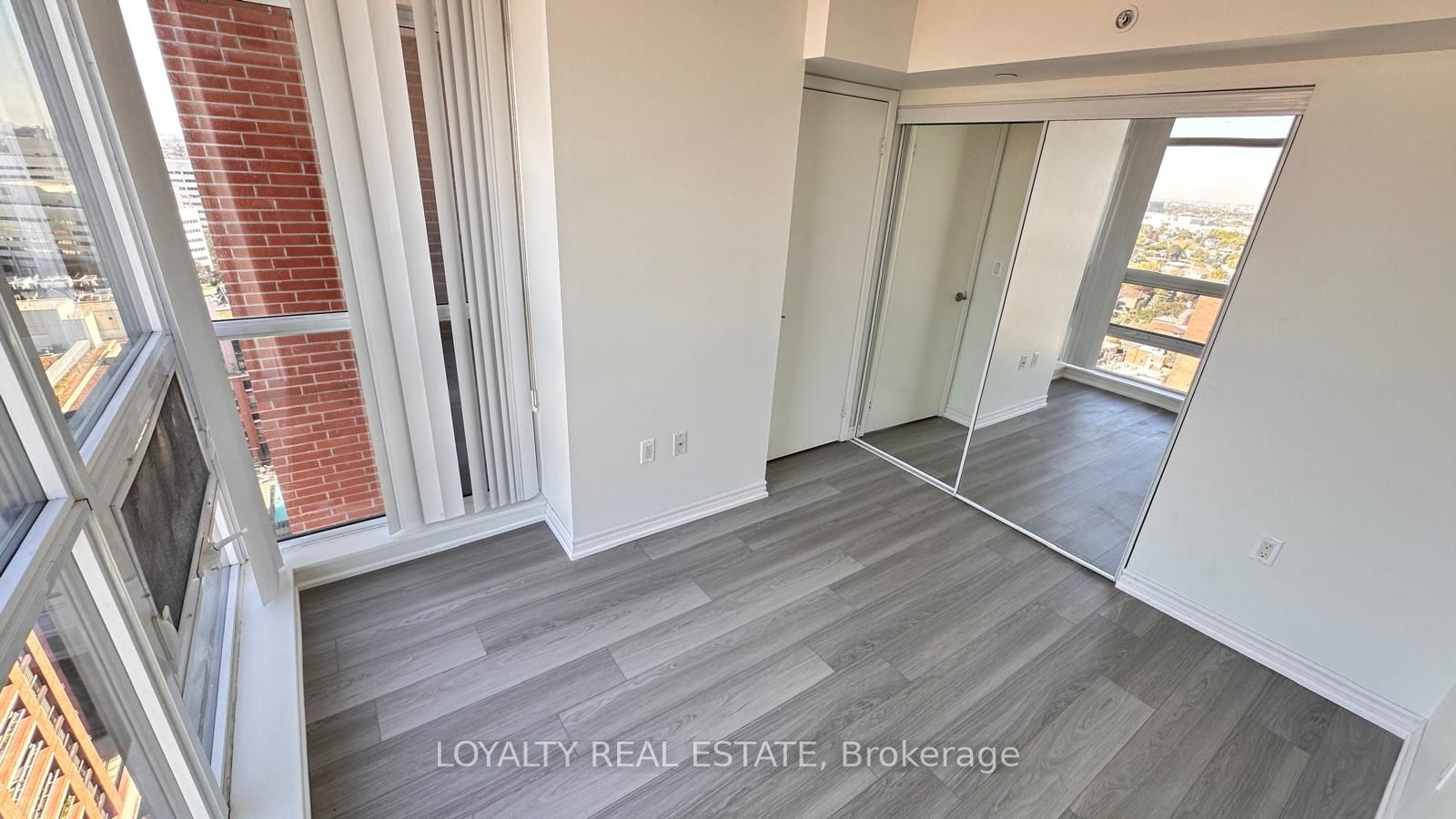 Unit 1903 - 830 Lawrence Avenue W, North York 4