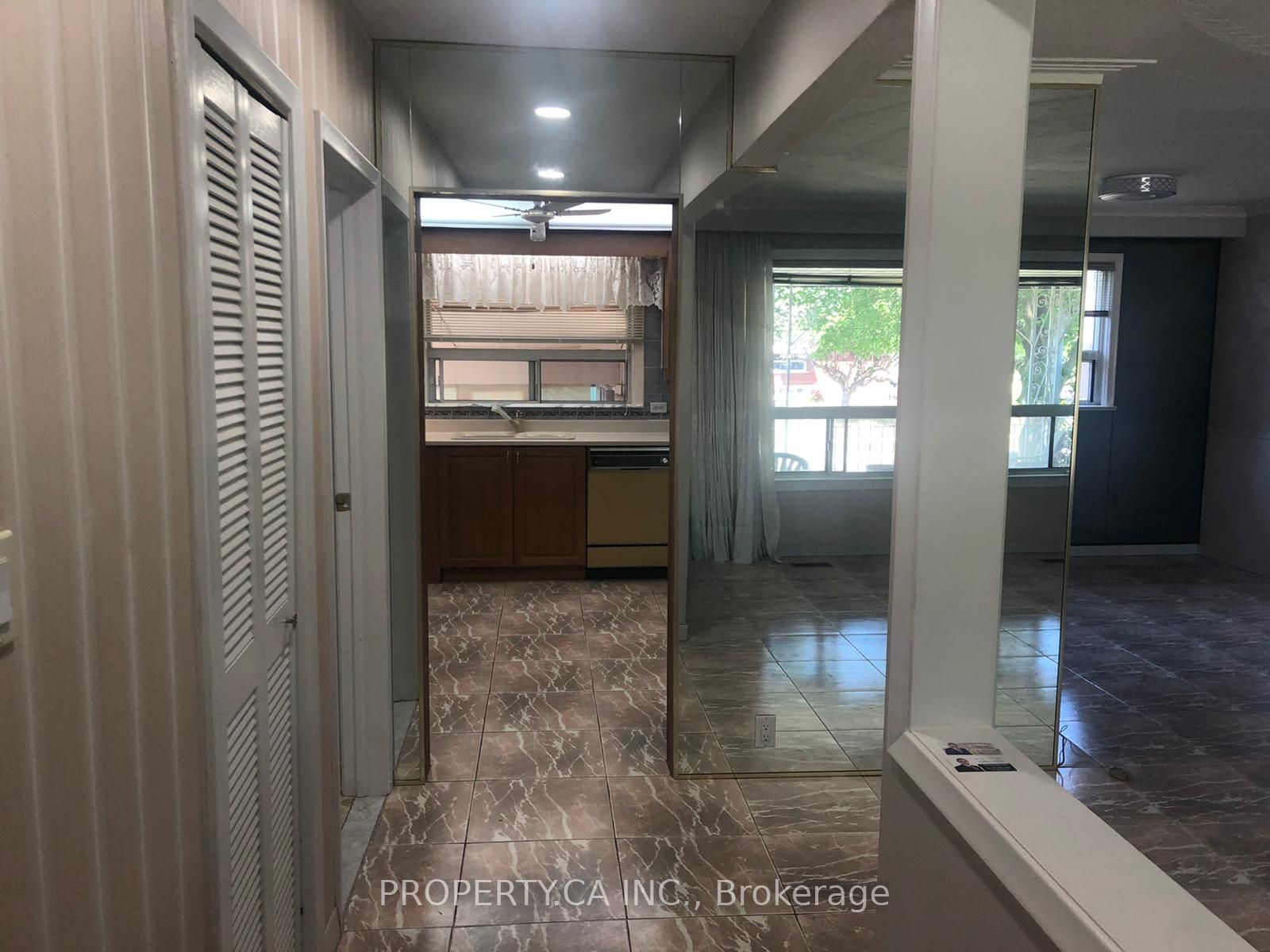 Unit Upper - 113 Westhumber Boulevard, Etobicoke 2
