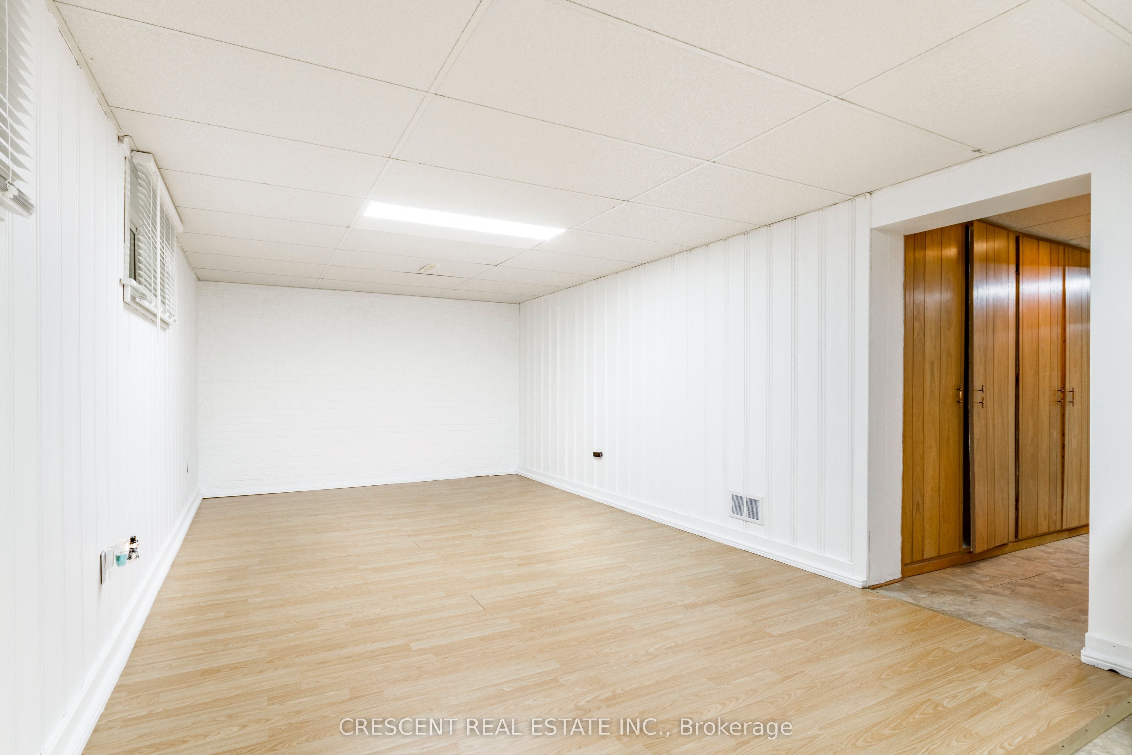 Unit LOWER - 14 Claymore Drive, Etobicoke 4