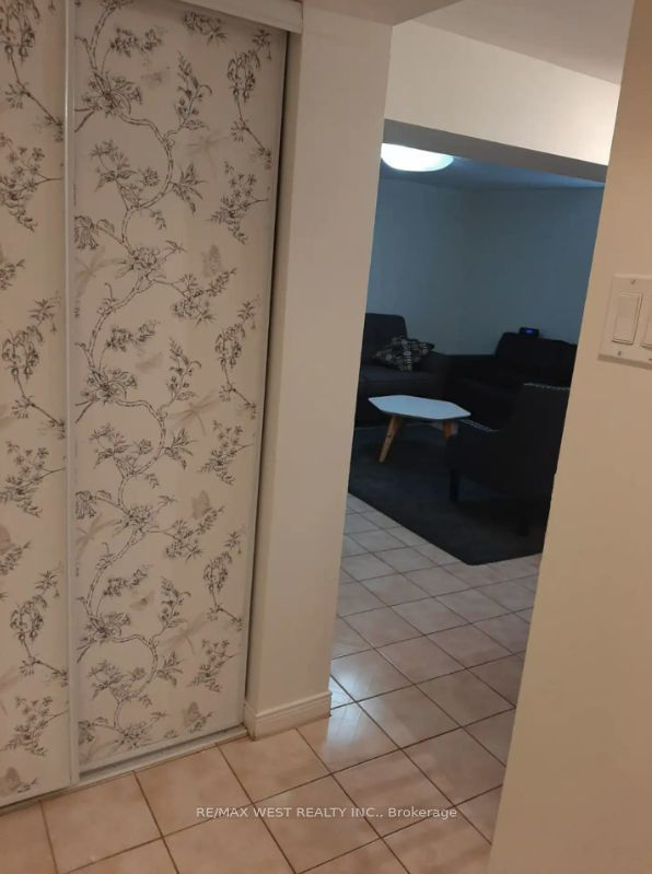 Unit B2 - 34 Penhurst Avenue, Etobicoke 3