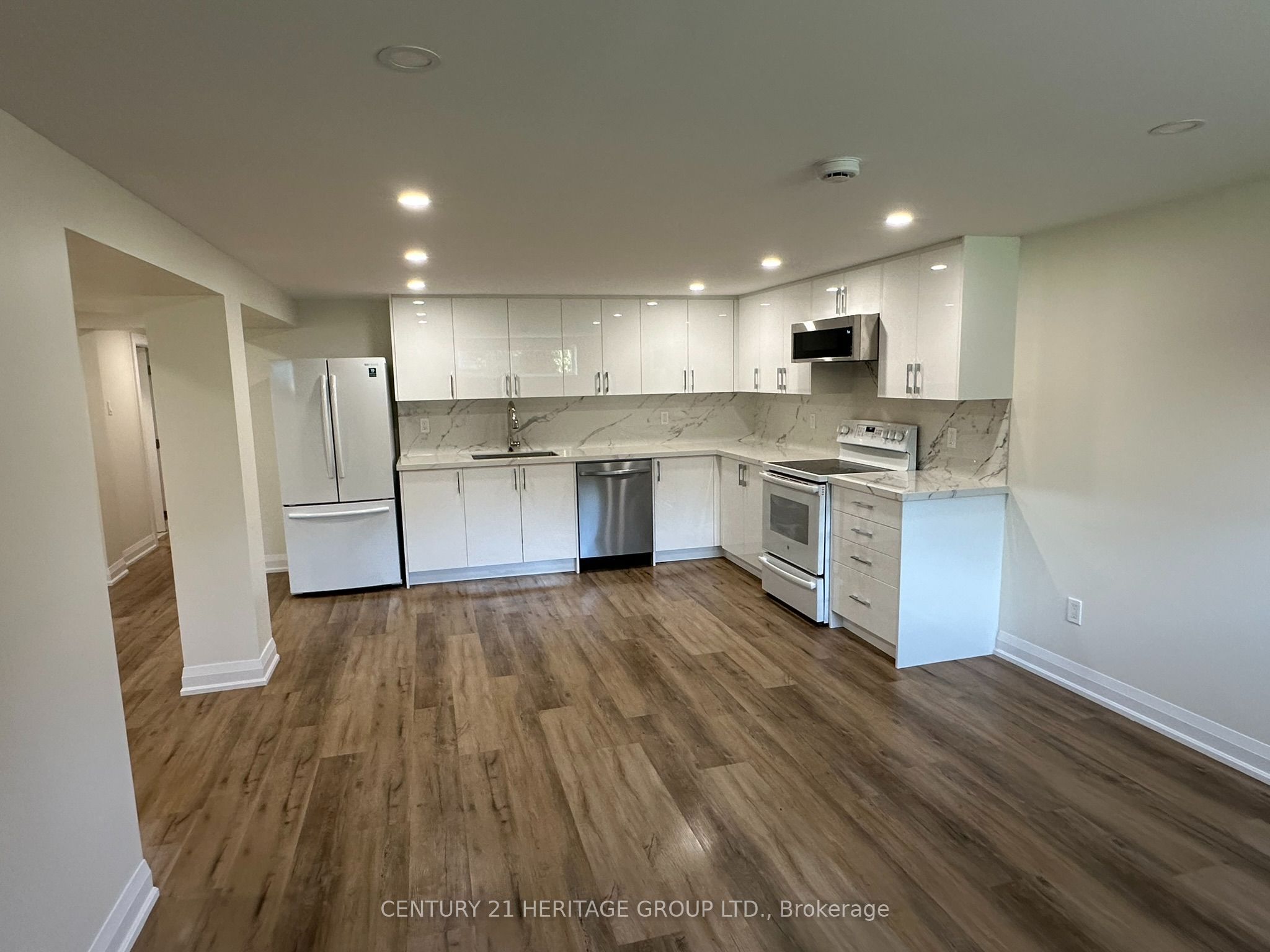 Unit Basement - 49 Larstone Avenue, Etobicoke 4