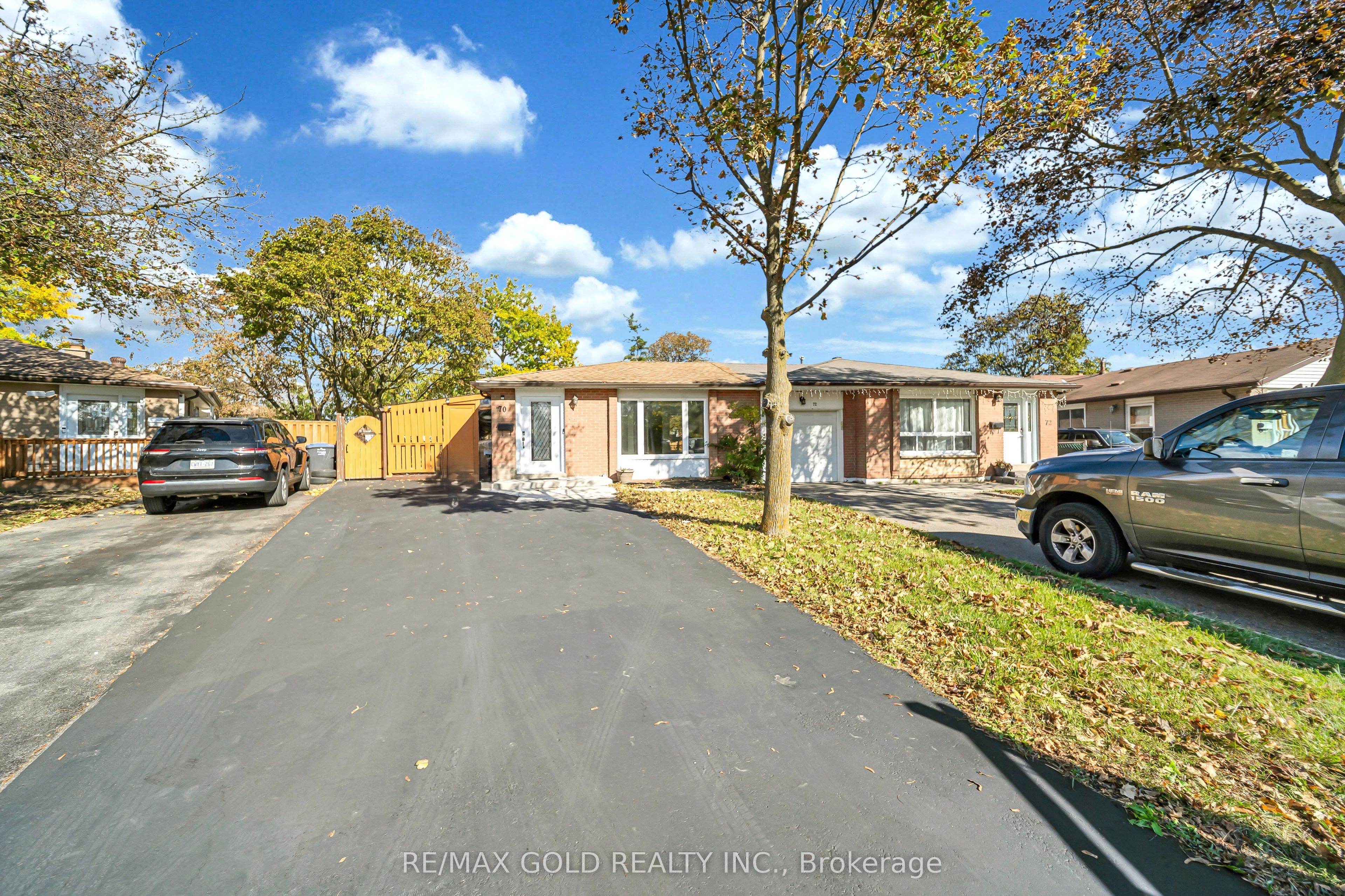 Unit Basement - 70 Glenmore Crescent, Brampton 3