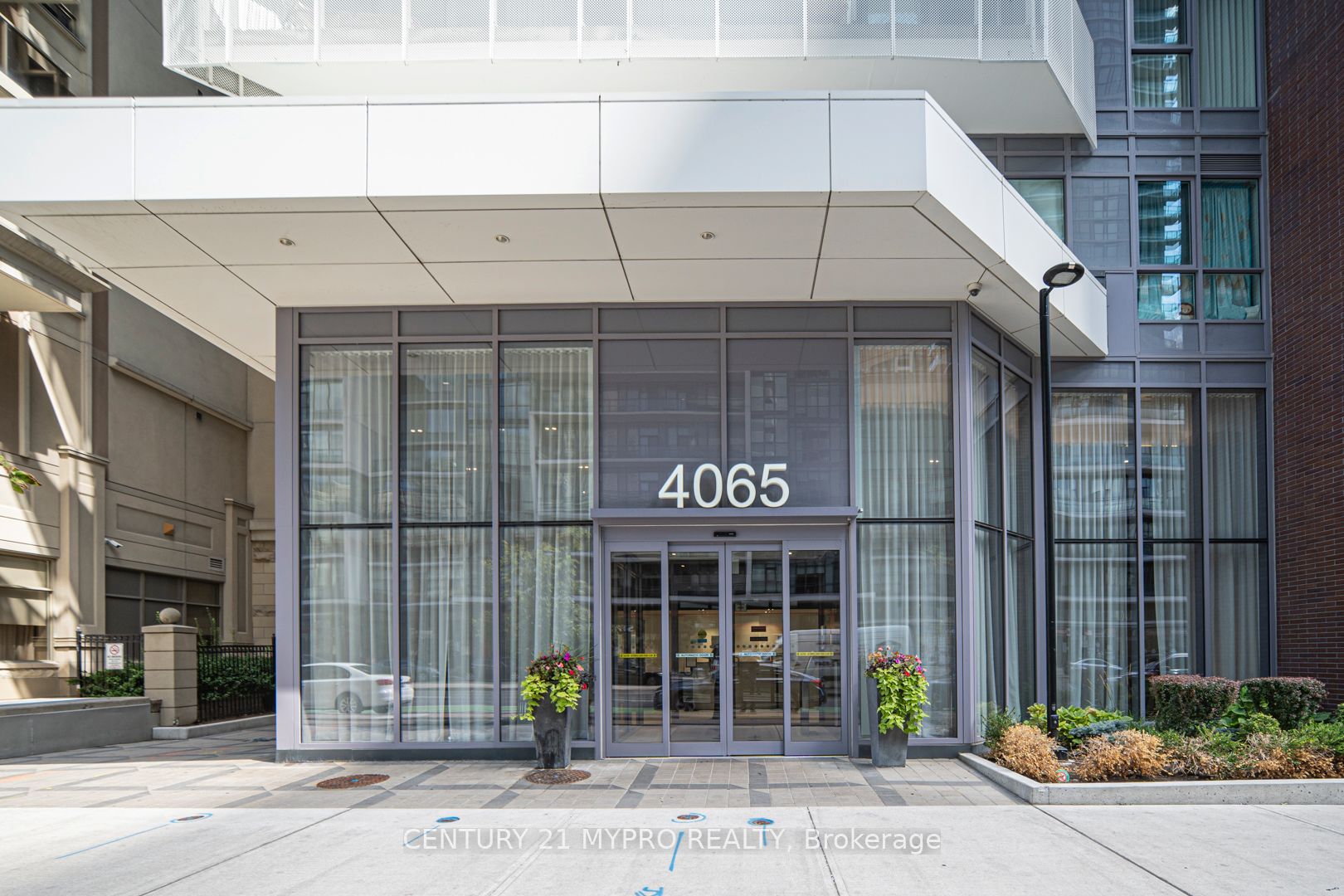 Unit 2801 - 4065 Confederation Parkway, Mississauga 5