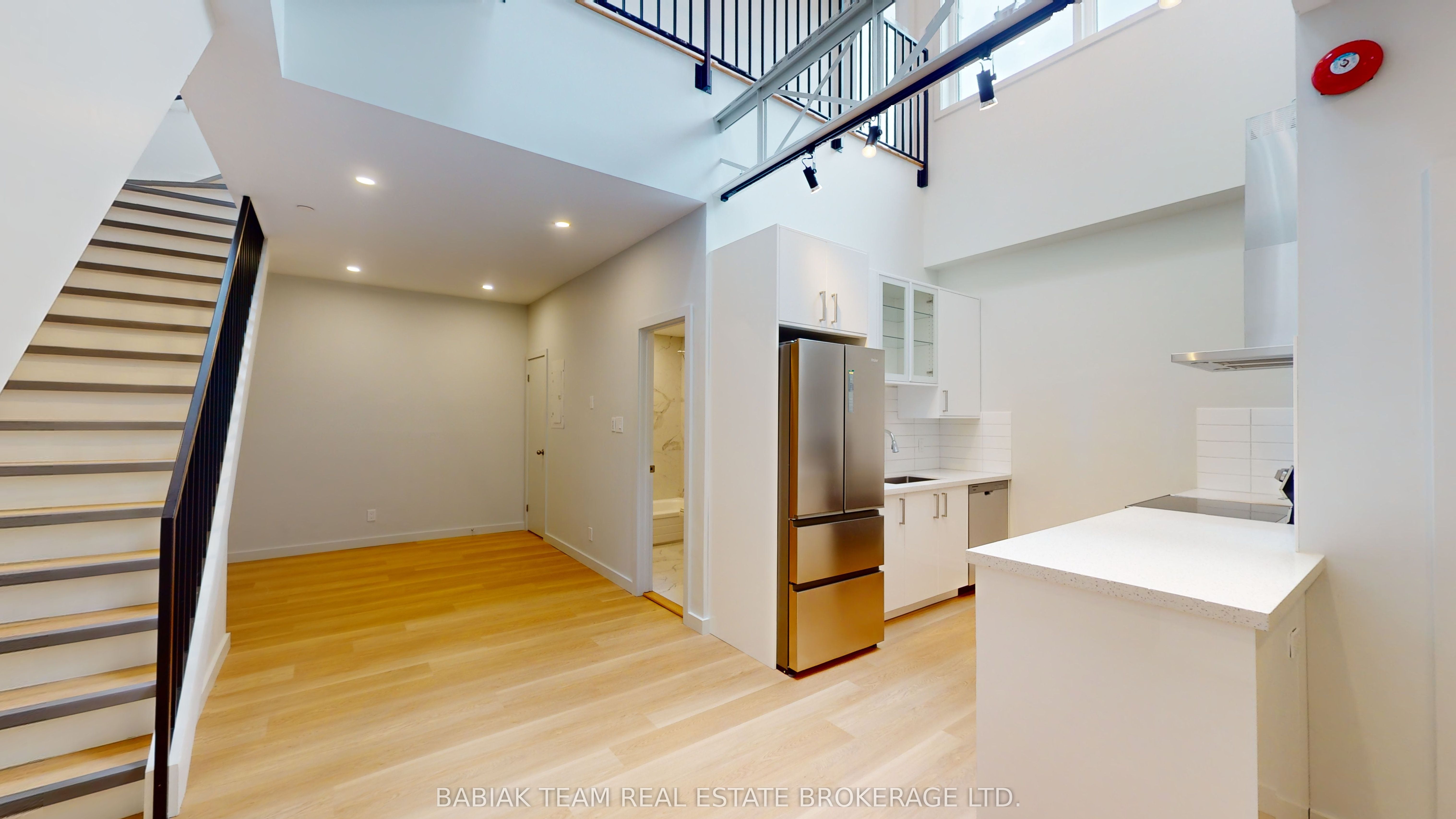 Unit 203 - 268 Jane Street, Toronto 4