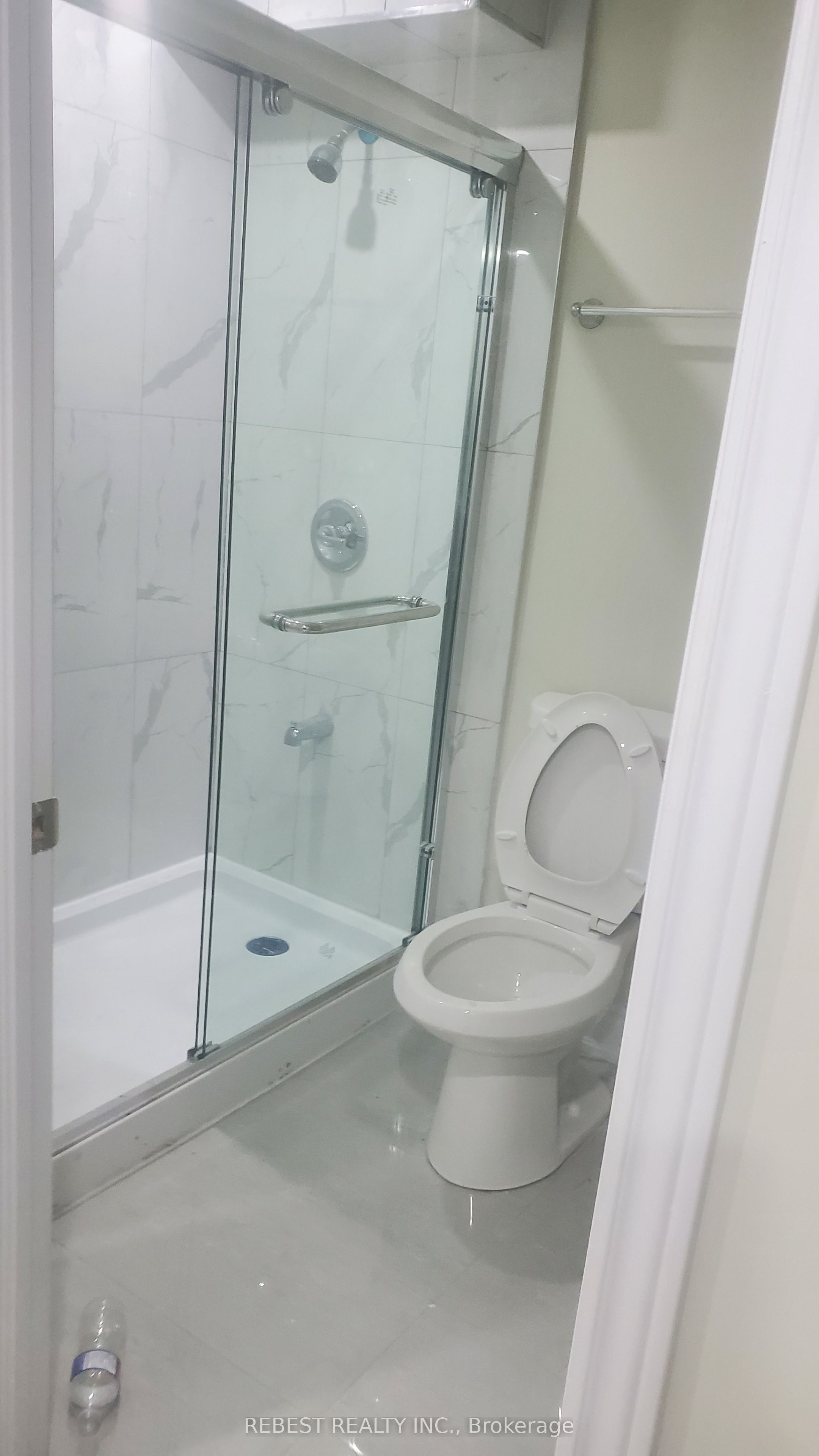 Unit Bsmt - 41 Spotted Owl Crescent, Brampton 4
