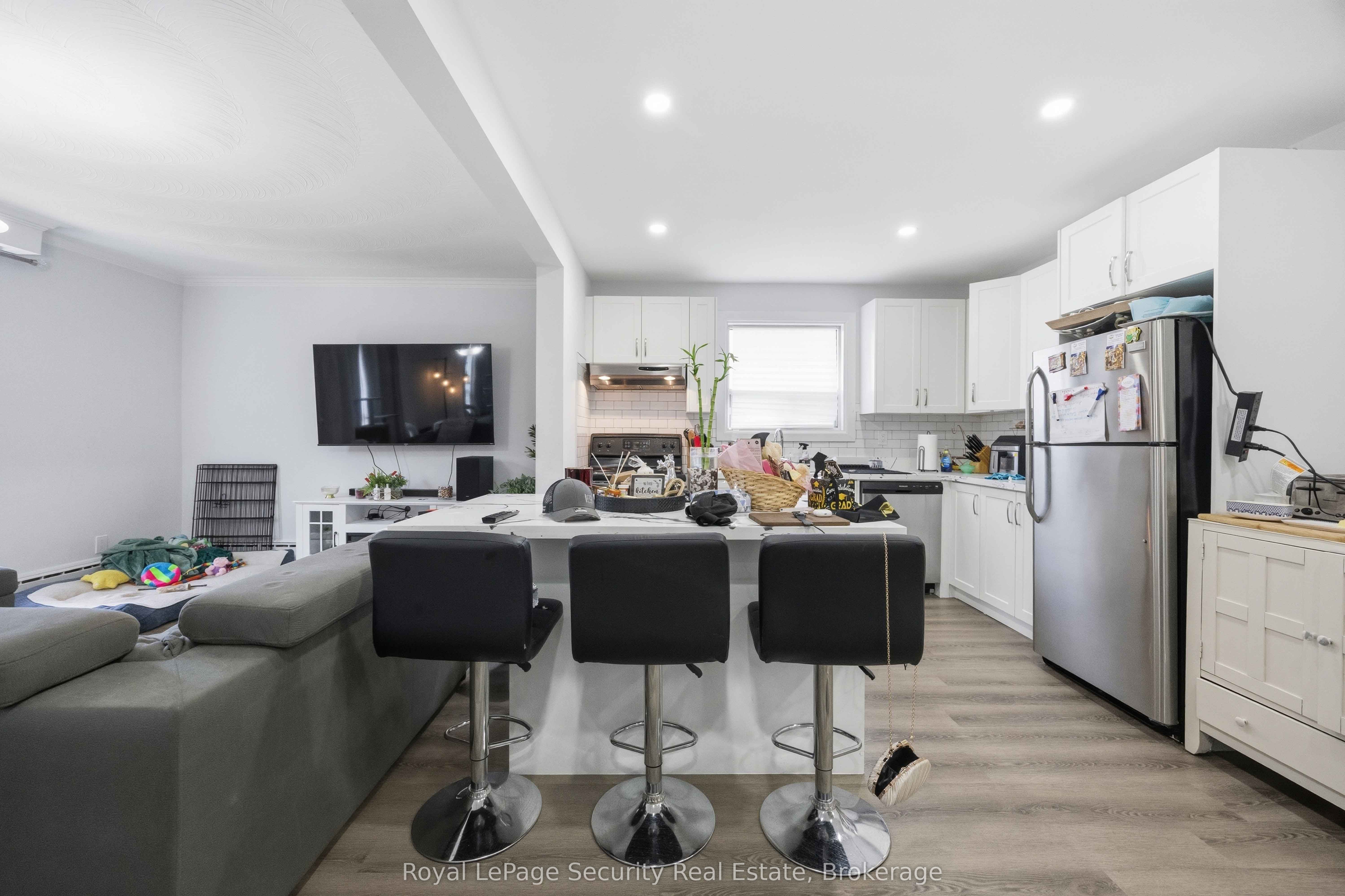 Unit 3 - 58 Leduc Drive, Etobicoke 5