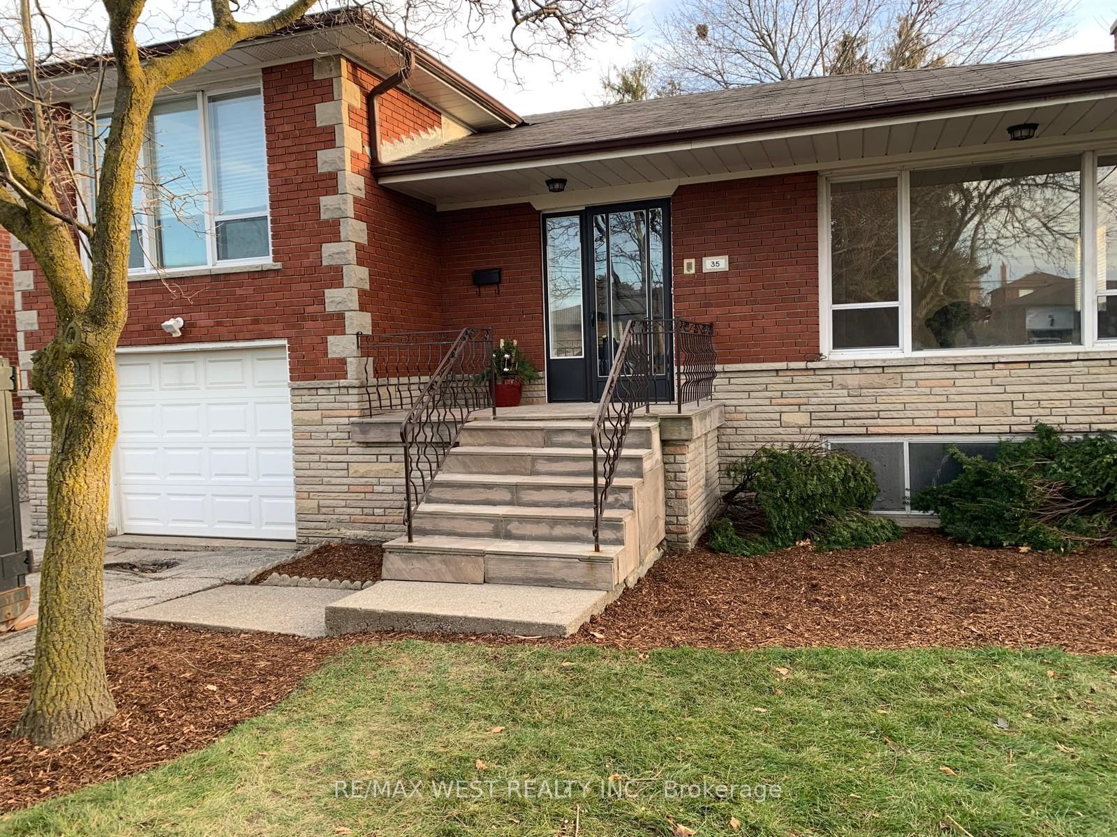 Unit Main - 35 Lilywood Road, North York 2