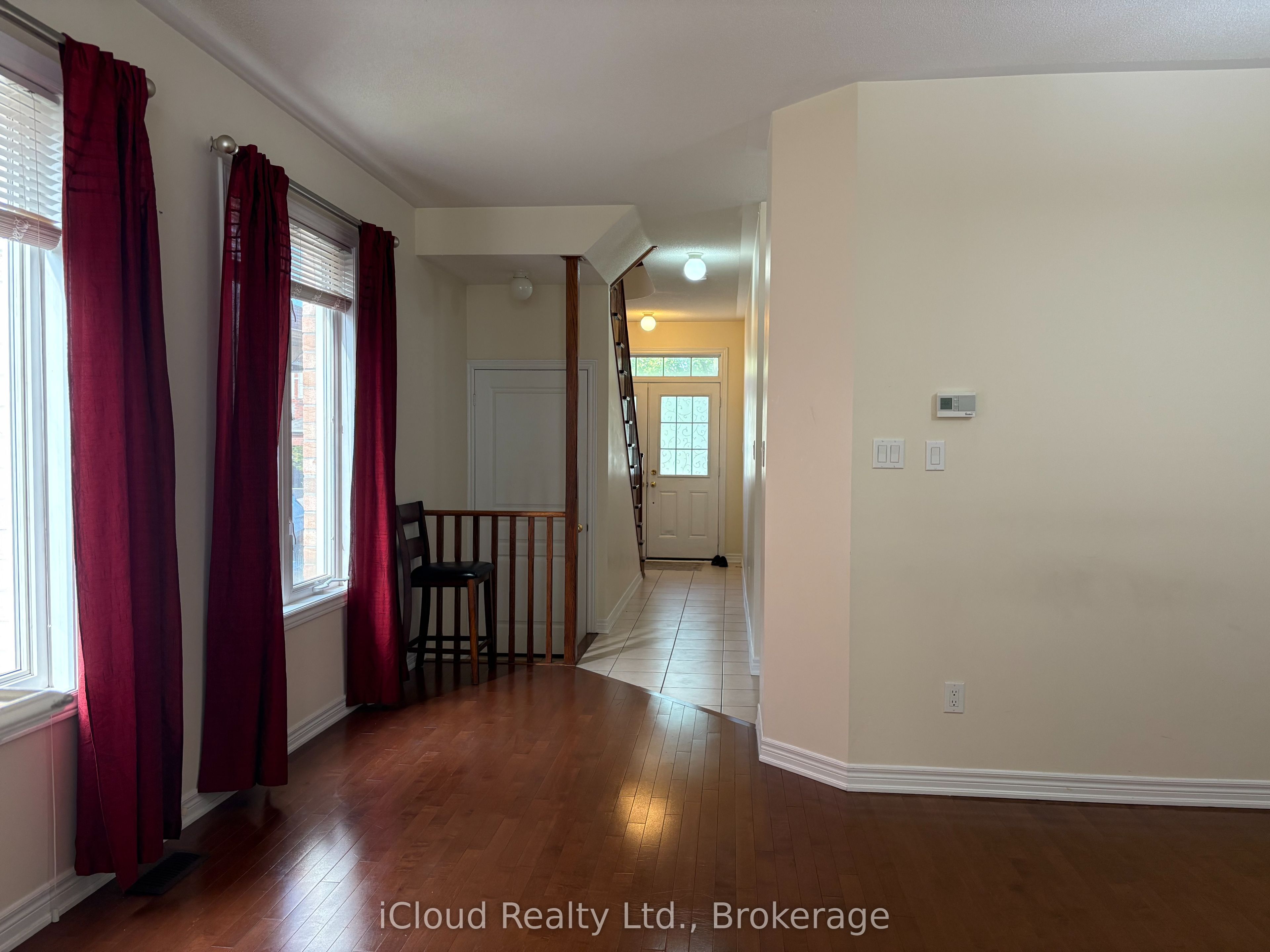 539 Coach Drive, Mississauga 5