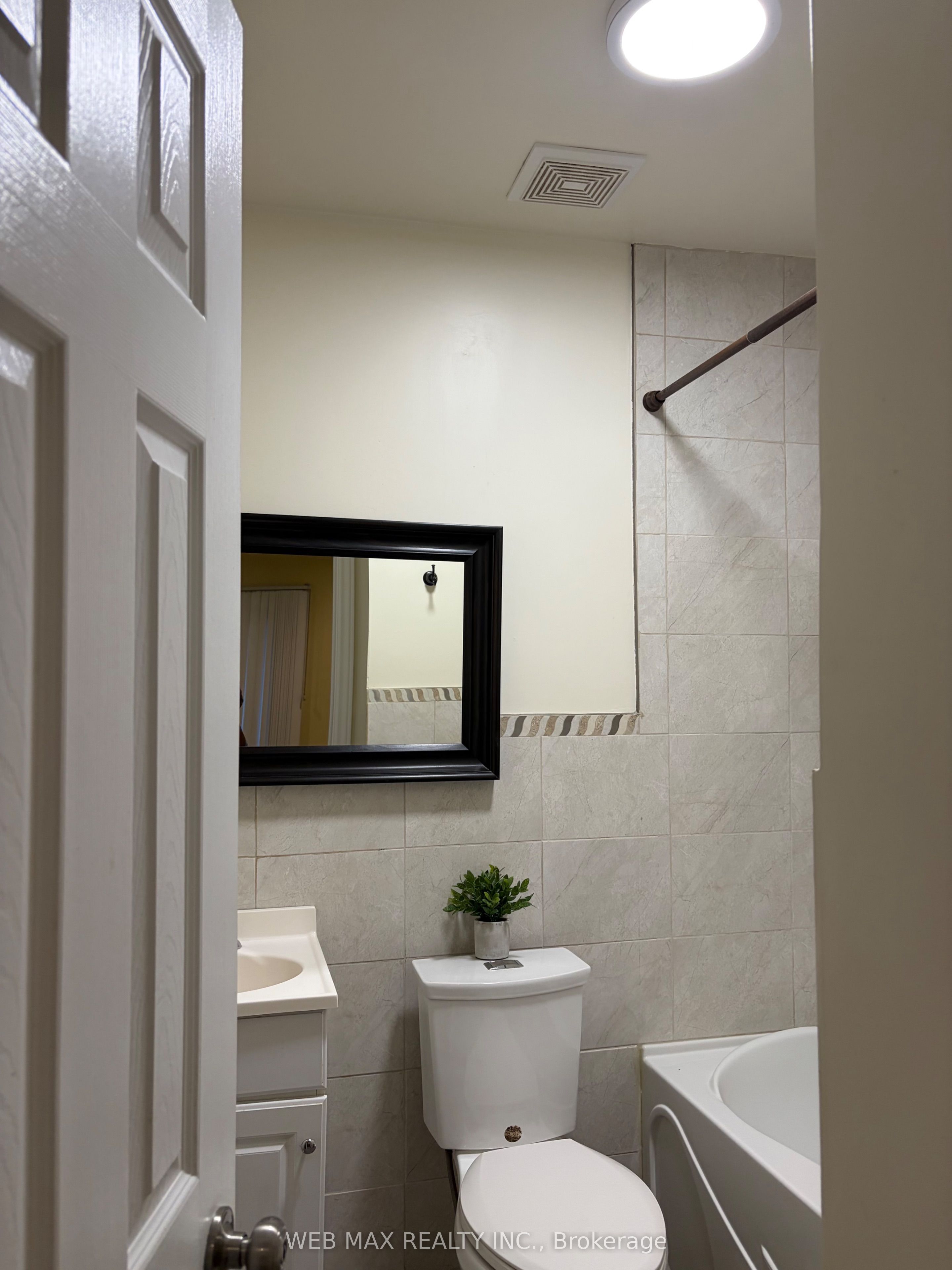 Unit Main - 15 Branstone Road, Toronto 2
