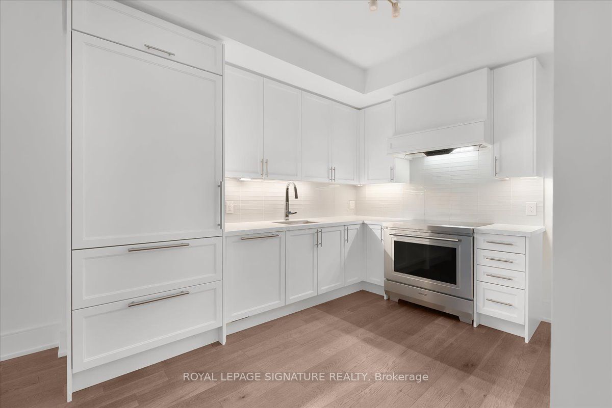 Unit 301 - 2450 Bloor Street W, Toronto 4