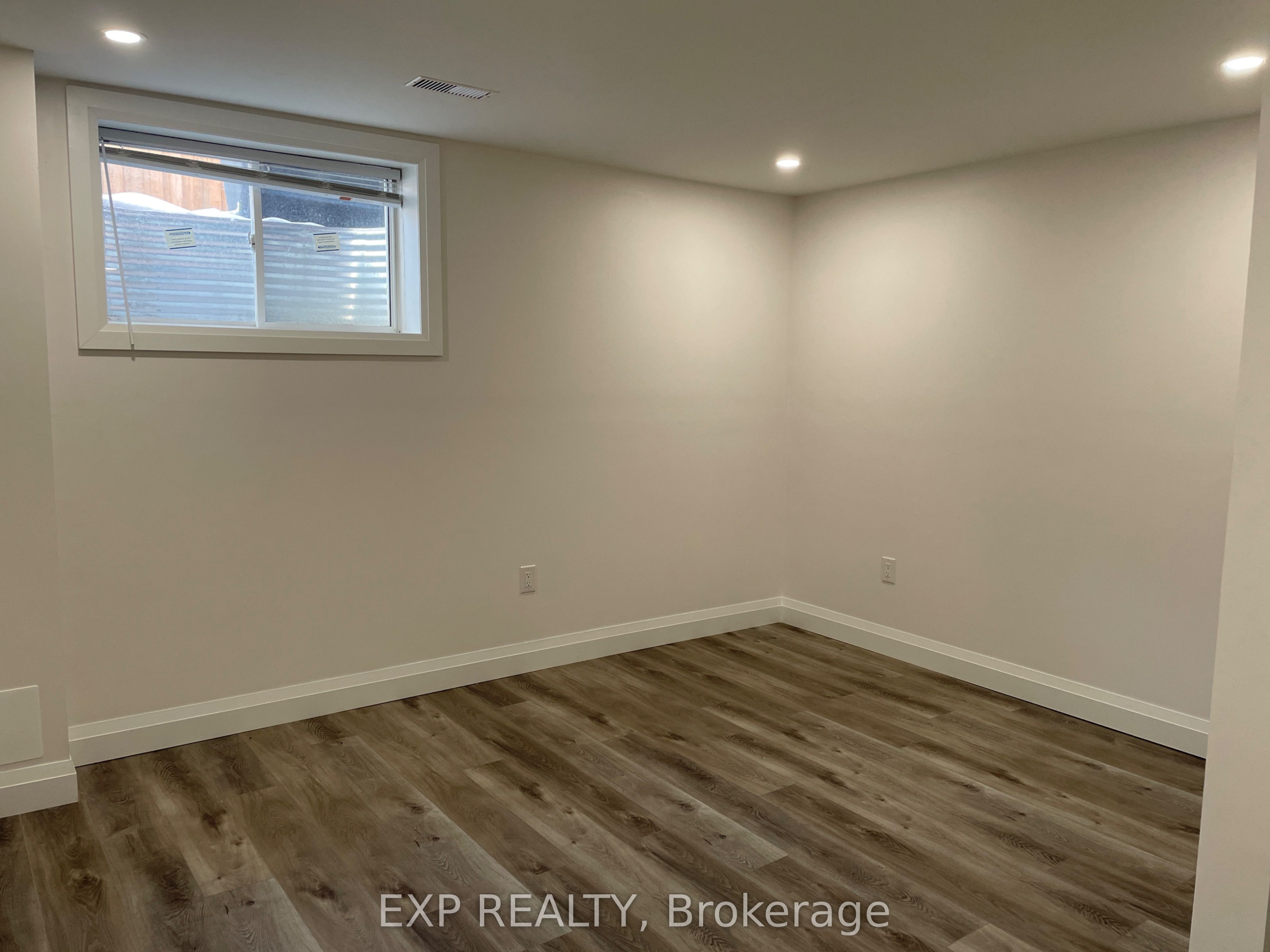 Unit Basement - 122 Stowmarket Street, Caledon 3