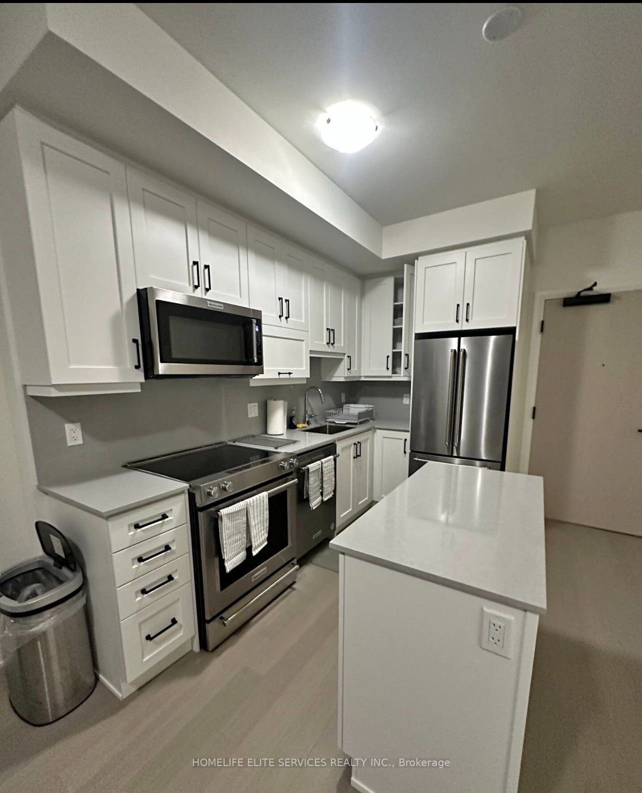 Unit 602 - 1415 Dundas Street E, Oakville 2