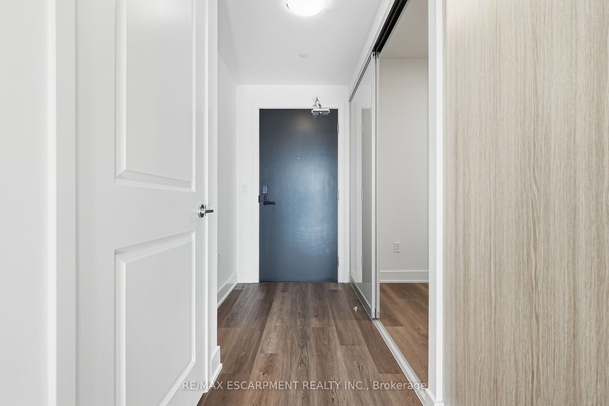 Unit 1308B - 125 Nipissing Road, Milton 3