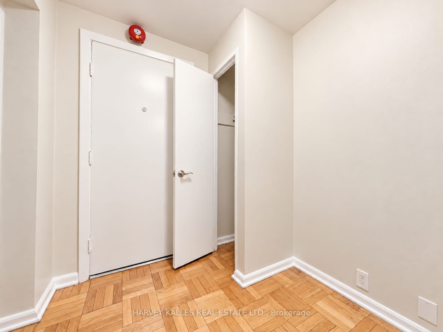 Unit 1B - 65 Old Mill Road, Etobicoke 2
